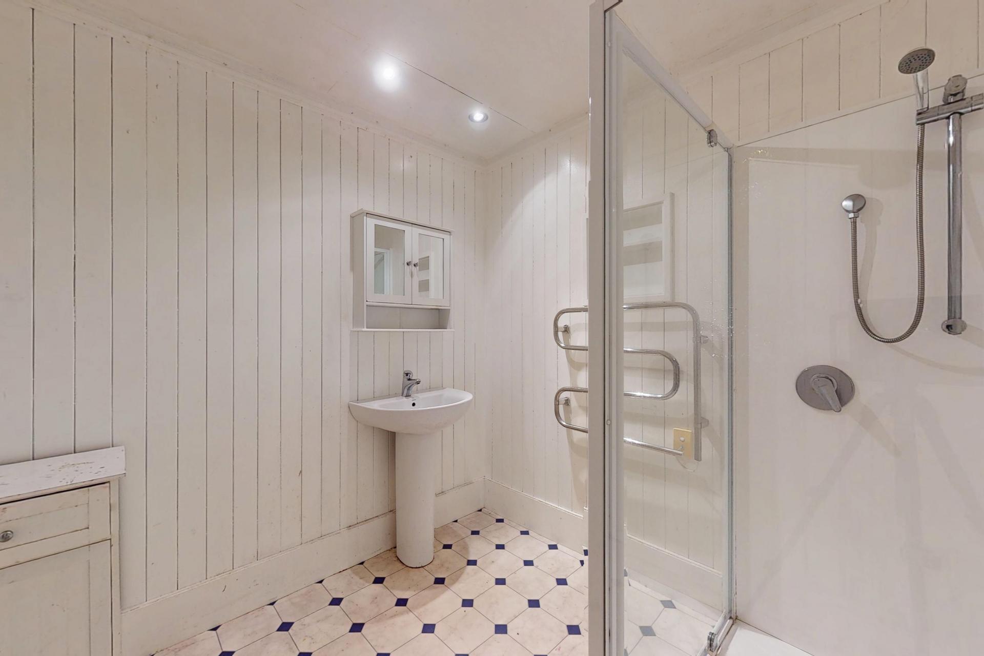 53 Middle Road, Allenton