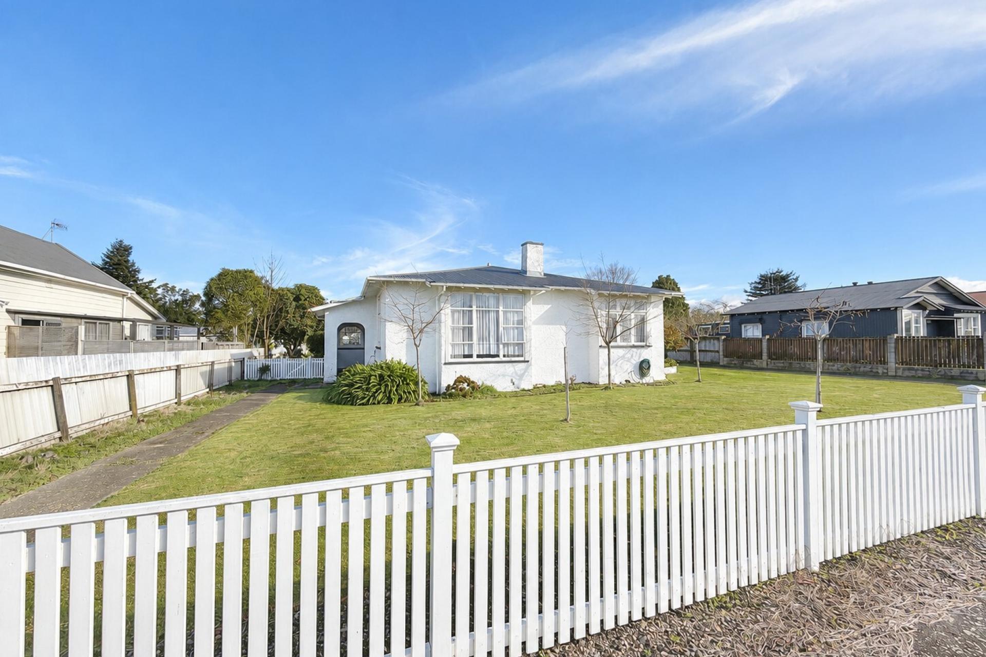 62 Barraud Street, Dannevirke