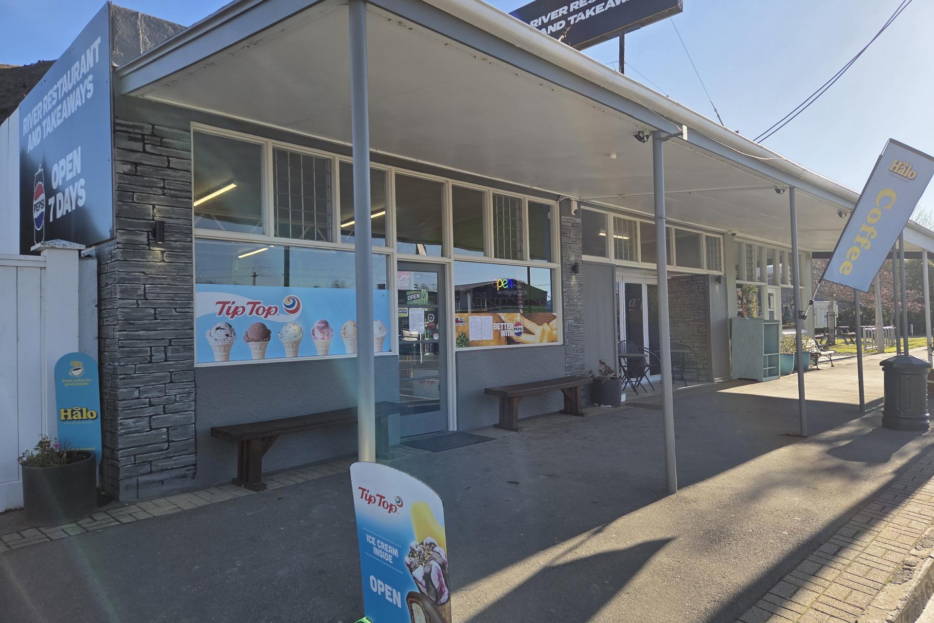 63-65 Bledisloe Street, Kurow