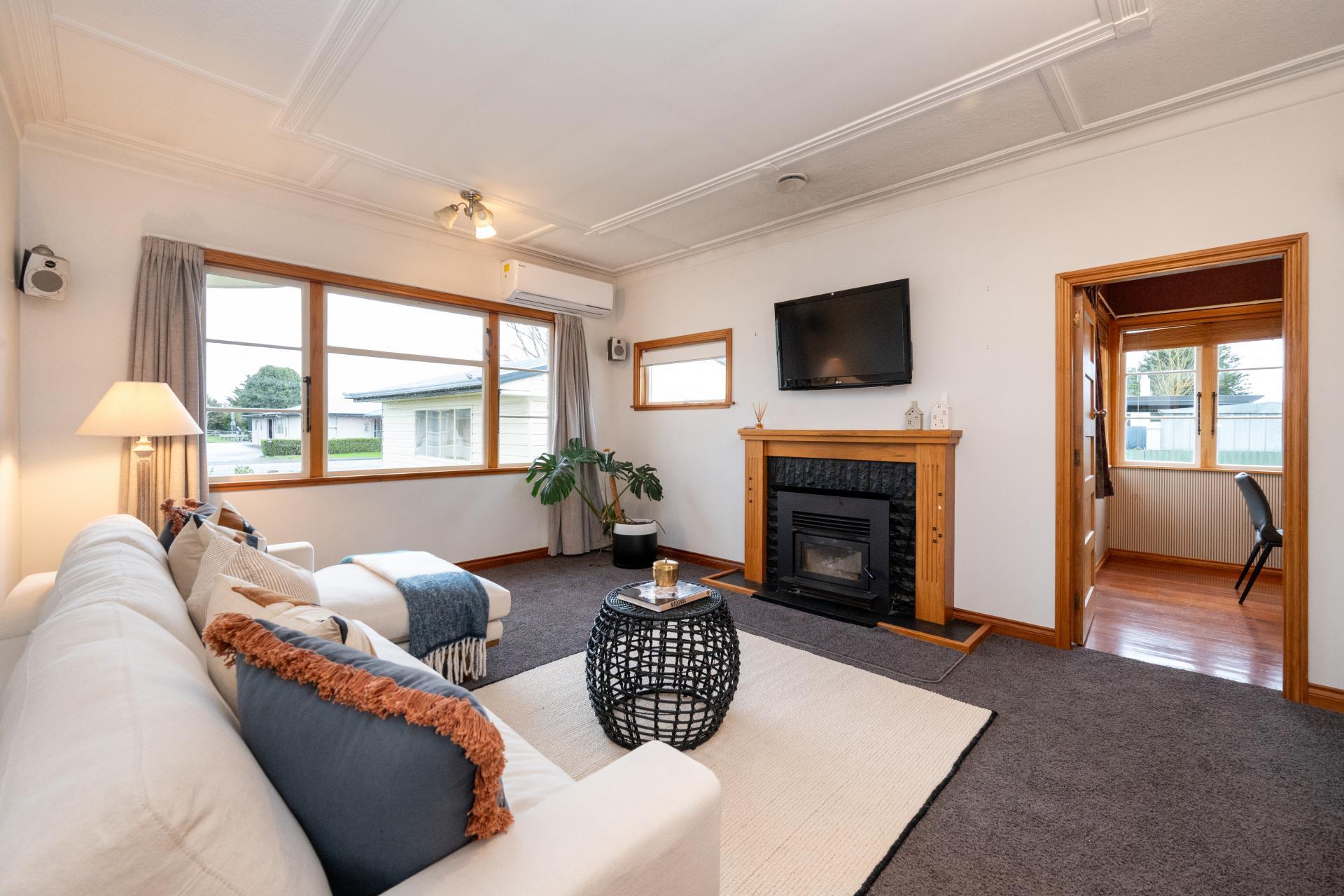 819 Francis Hicks Avenue, Raureka