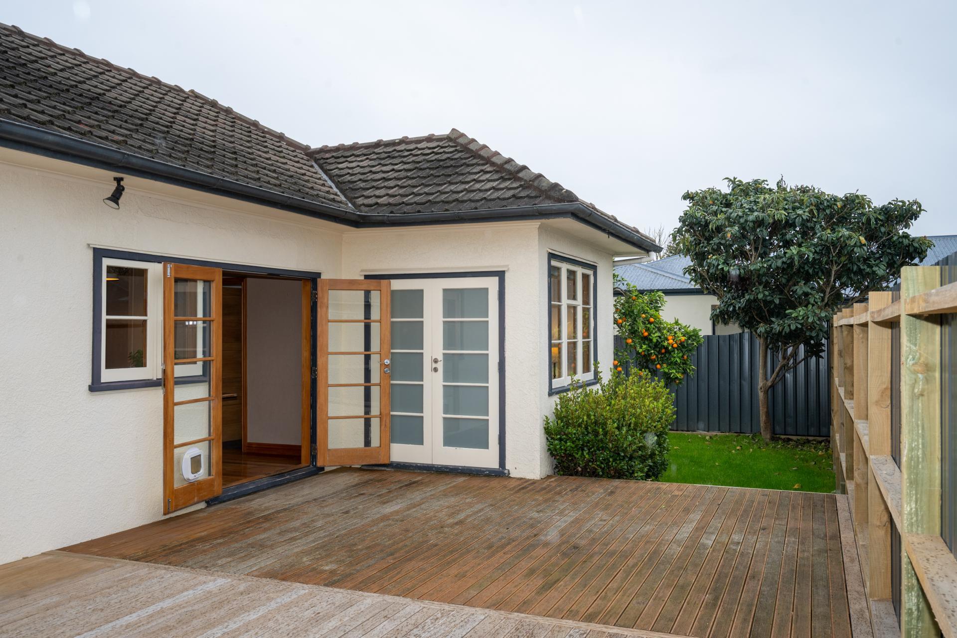 819 Francis Hicks Avenue, Raureka