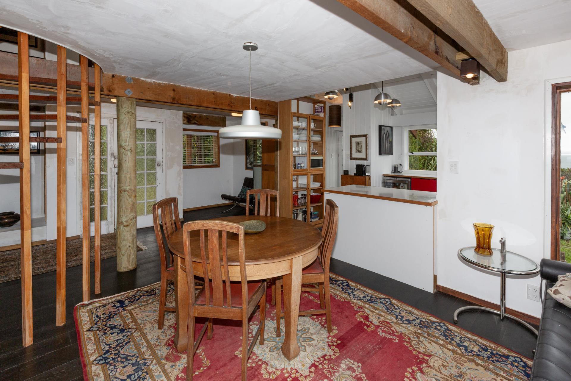 6573 Pouto Road, Pouto