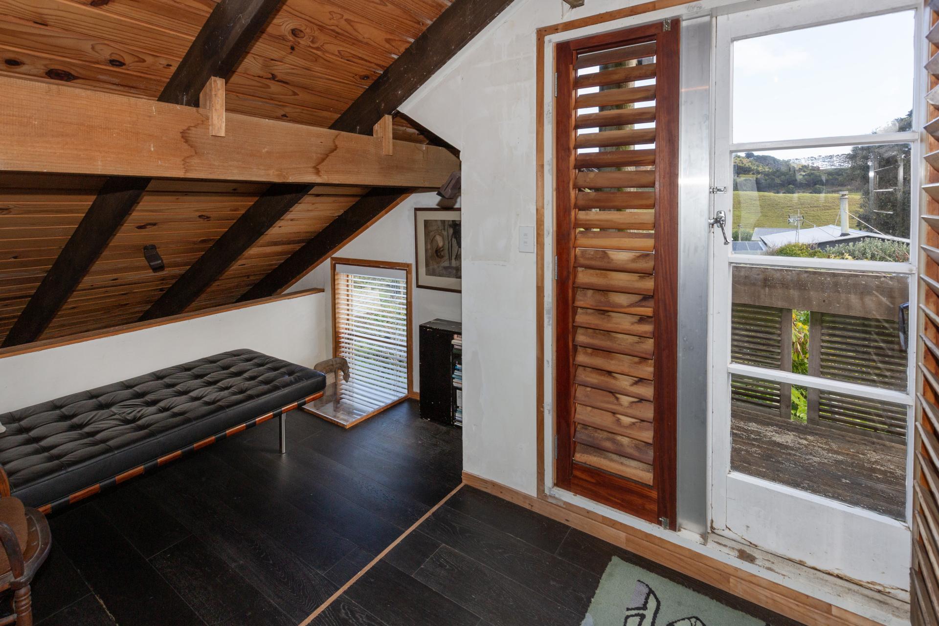 6573 Pouto Road, Pouto