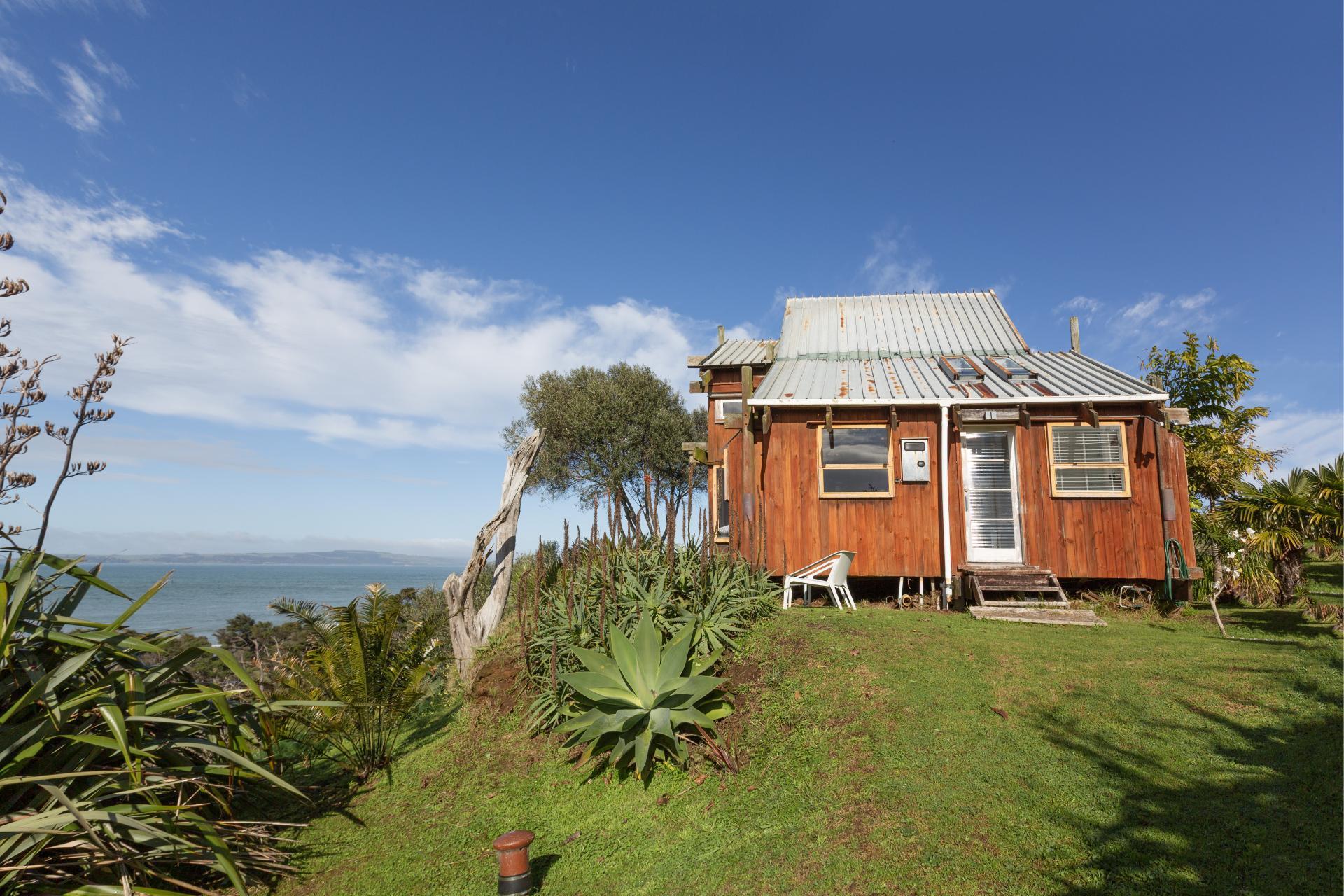 6573 Pouto Road, Pouto