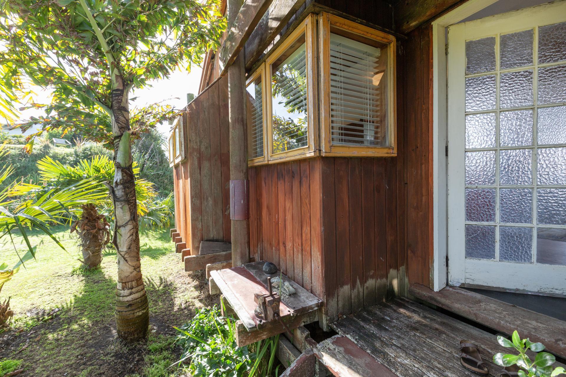 6573 Pouto Road, Pouto
