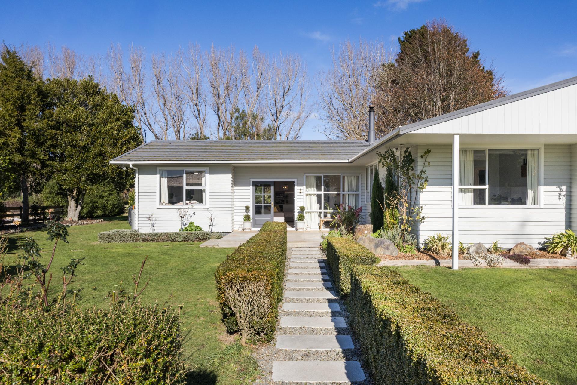 19 River Road, Ashhurst