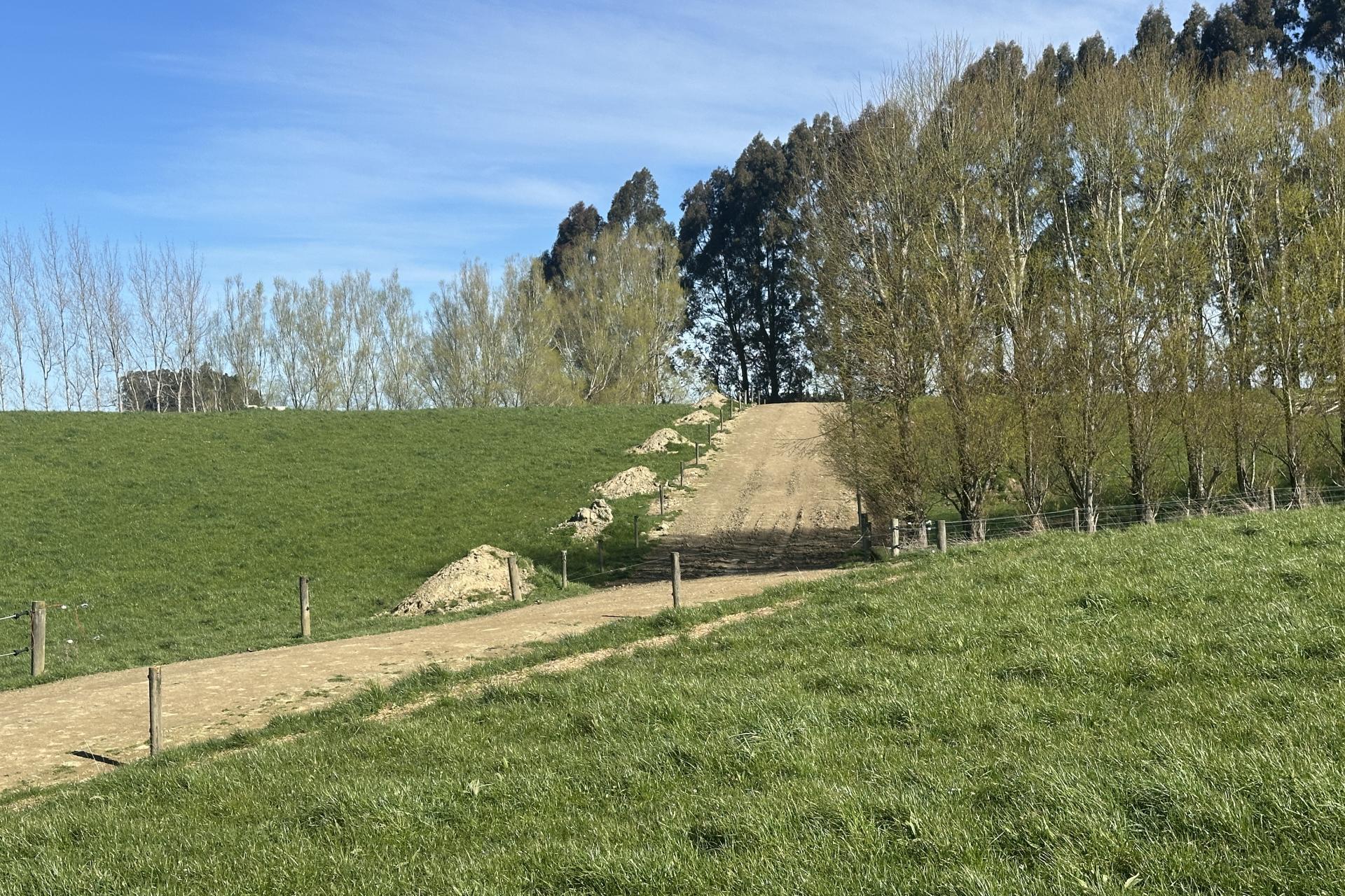 Hillend