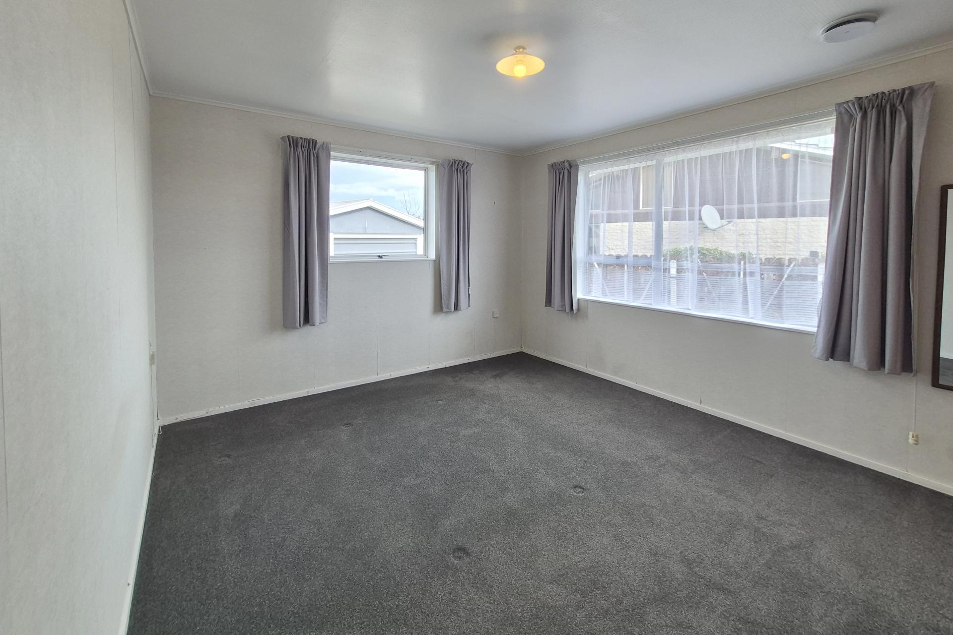 6 Hefford Place, Allenton