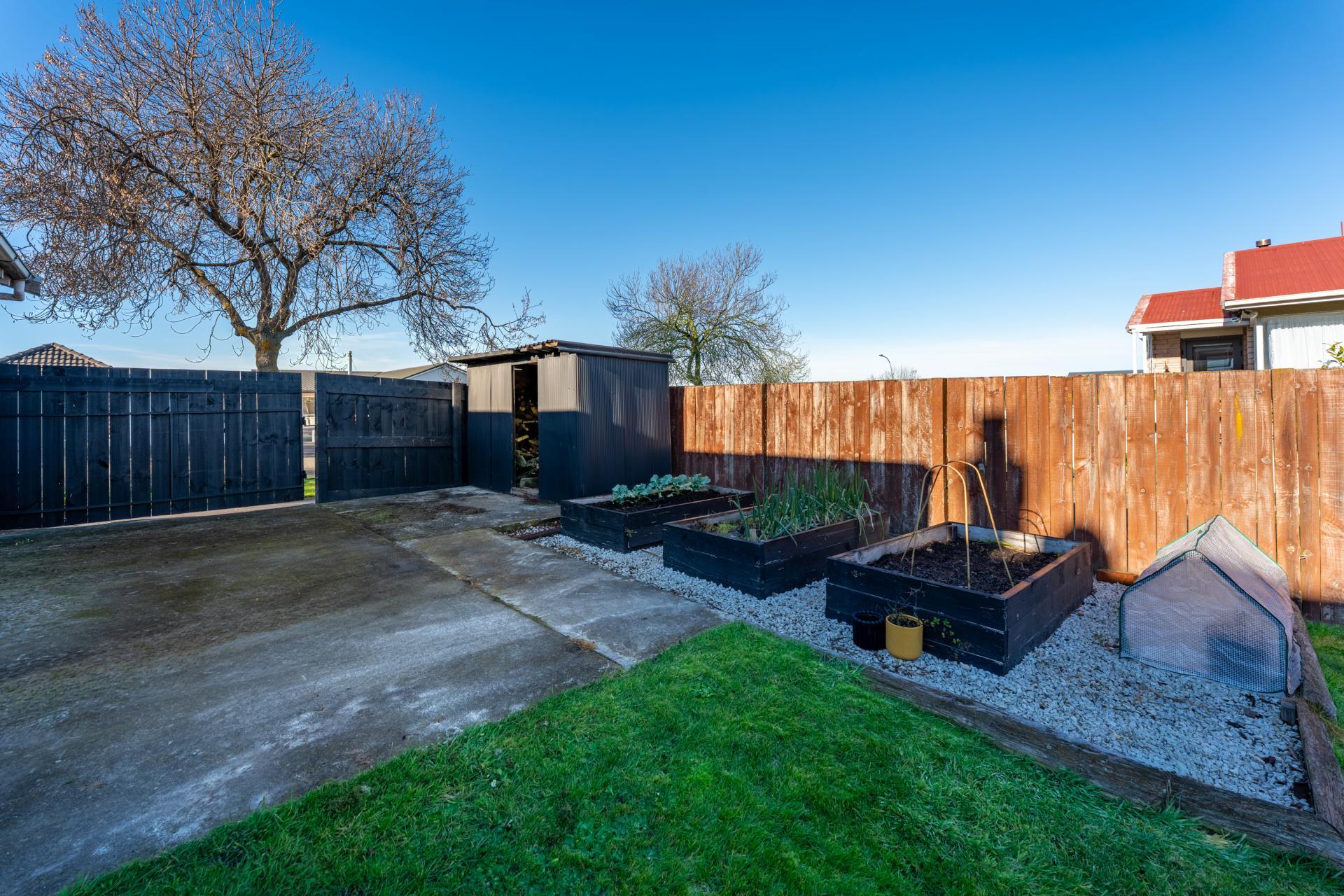 20 Hill View Crescent, Highfield