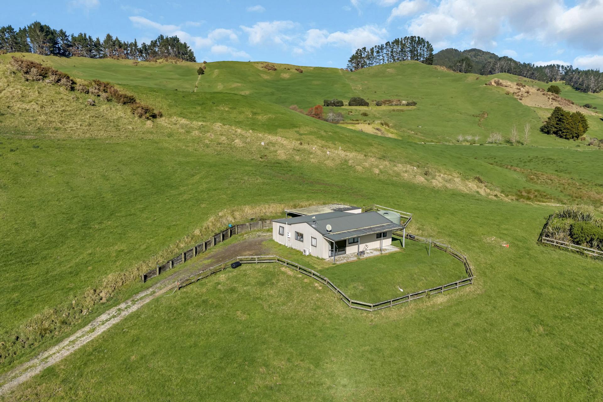 240 Otakairangi Road, Riponui