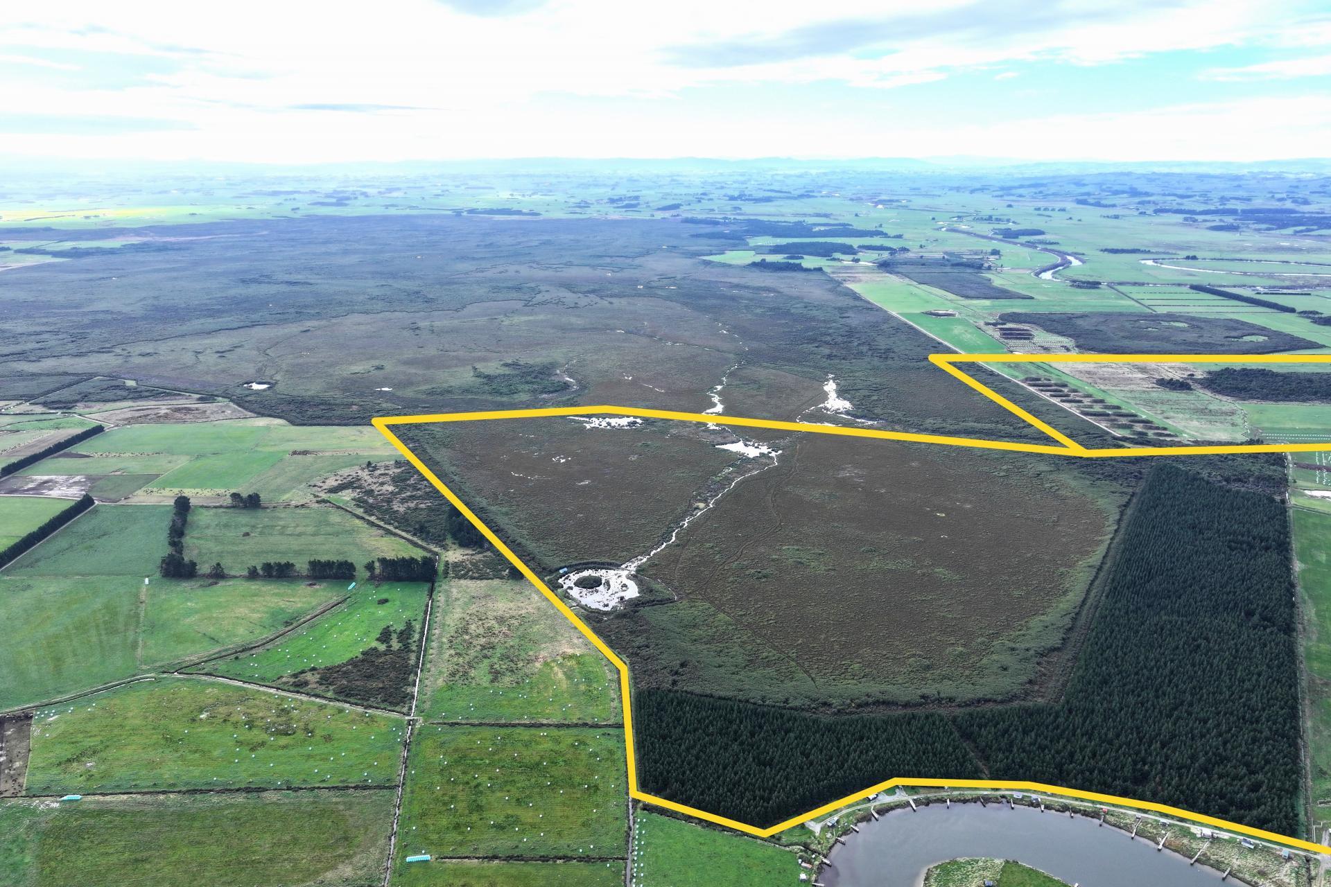 820 Holz Road, Gorge Road