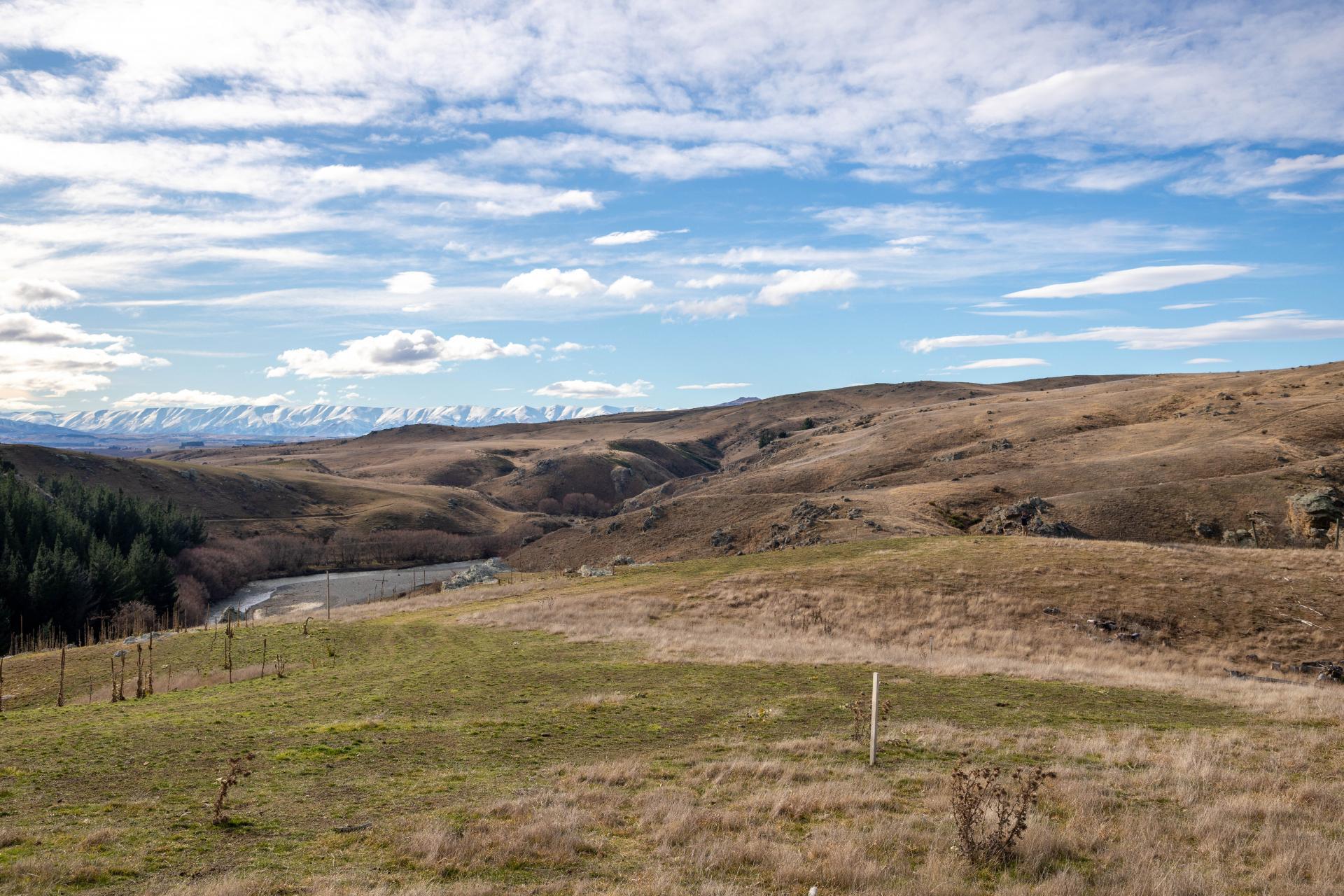 Lauder-Omakau Road, Lauder