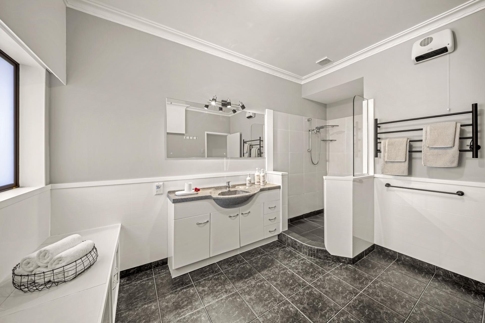 363 Grice Road, Rotoorangi