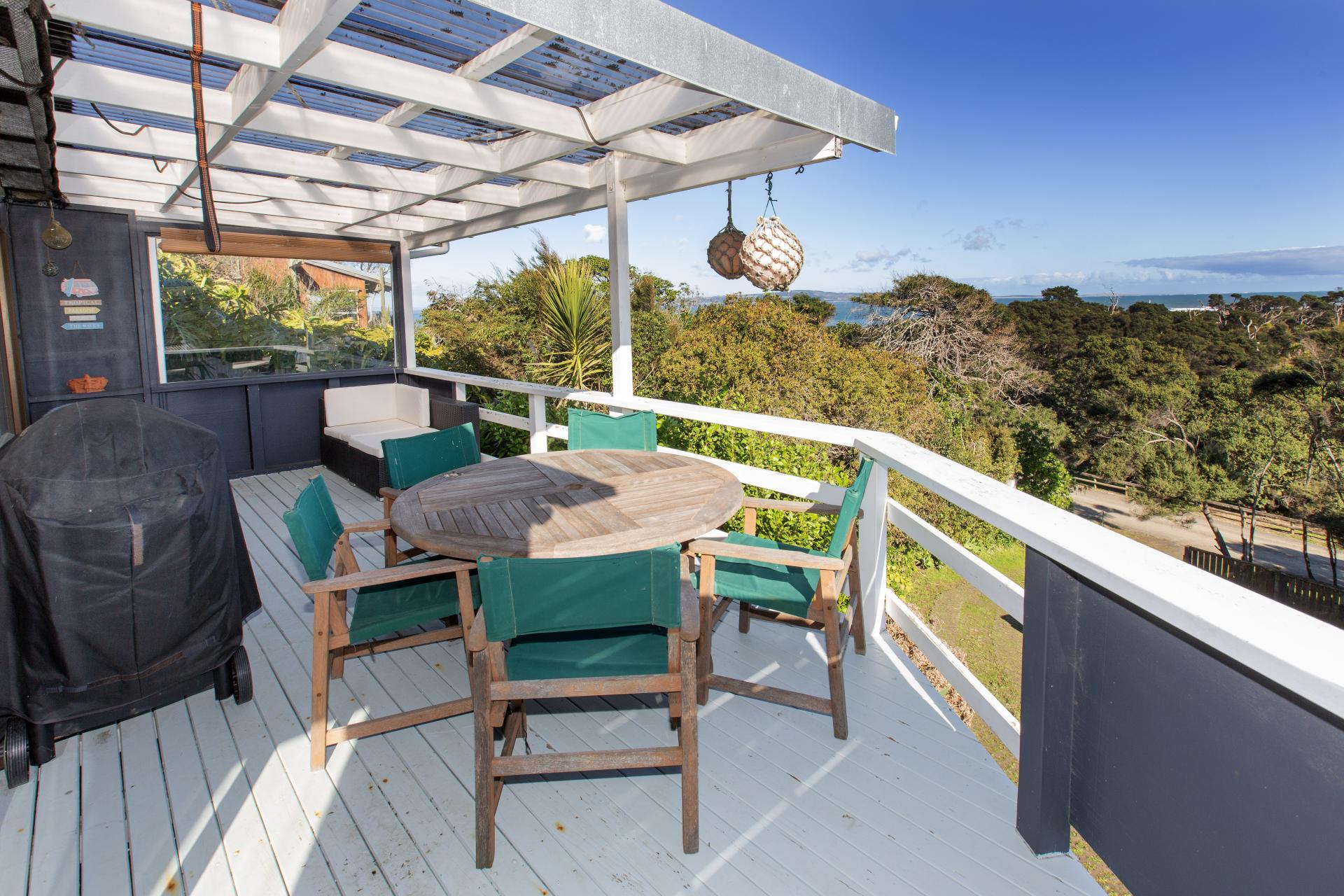 6569 Pouto Road, Pouto