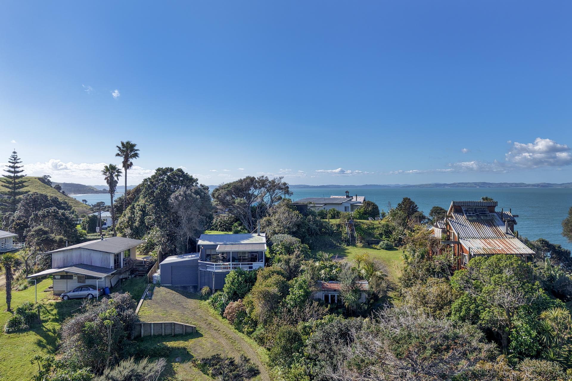 6569 Pouto Road, Pouto