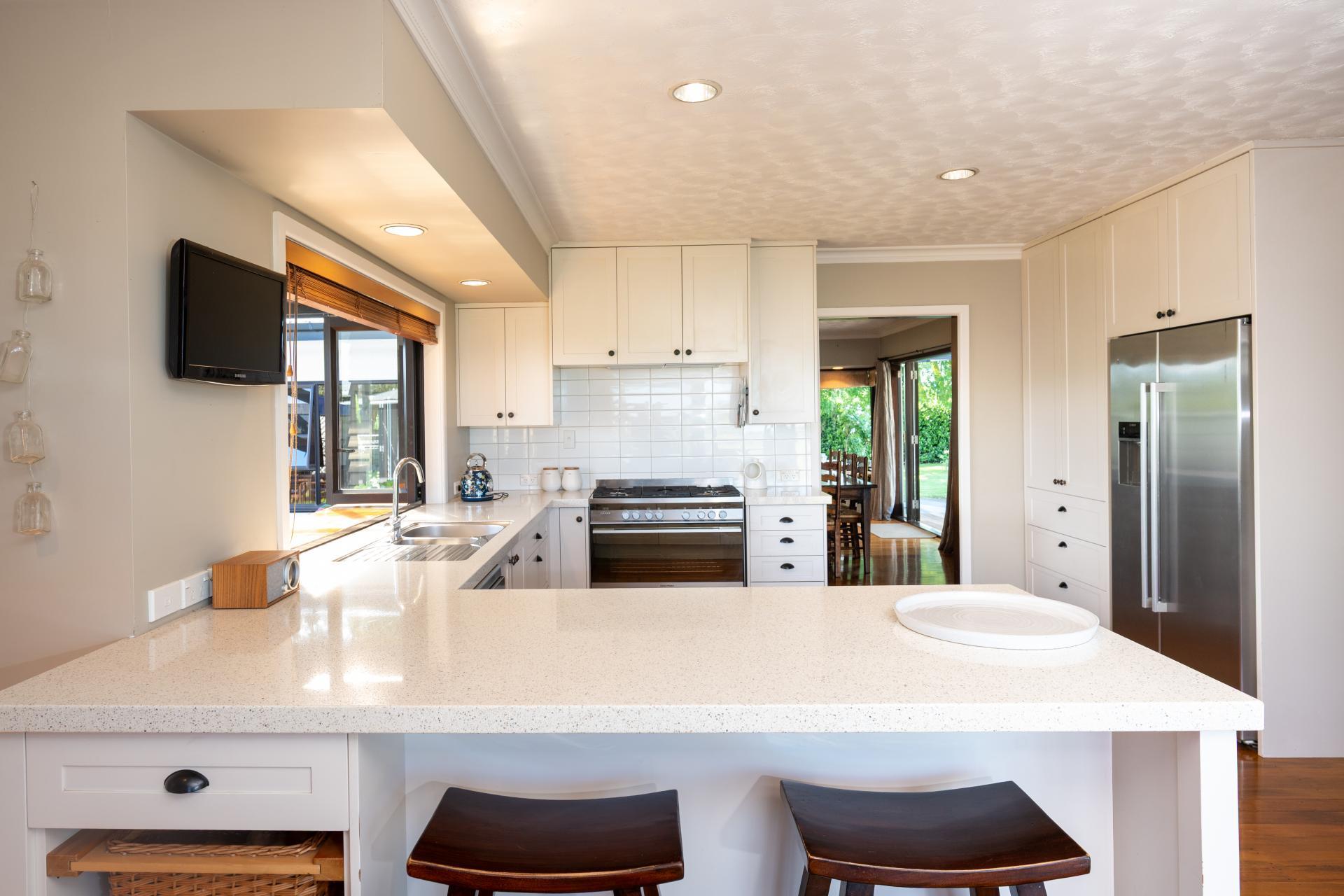 92 Hill Road, Twyford