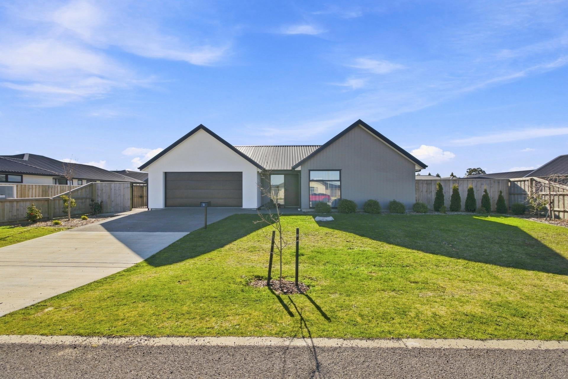 51 Hilton Drive, Amberley