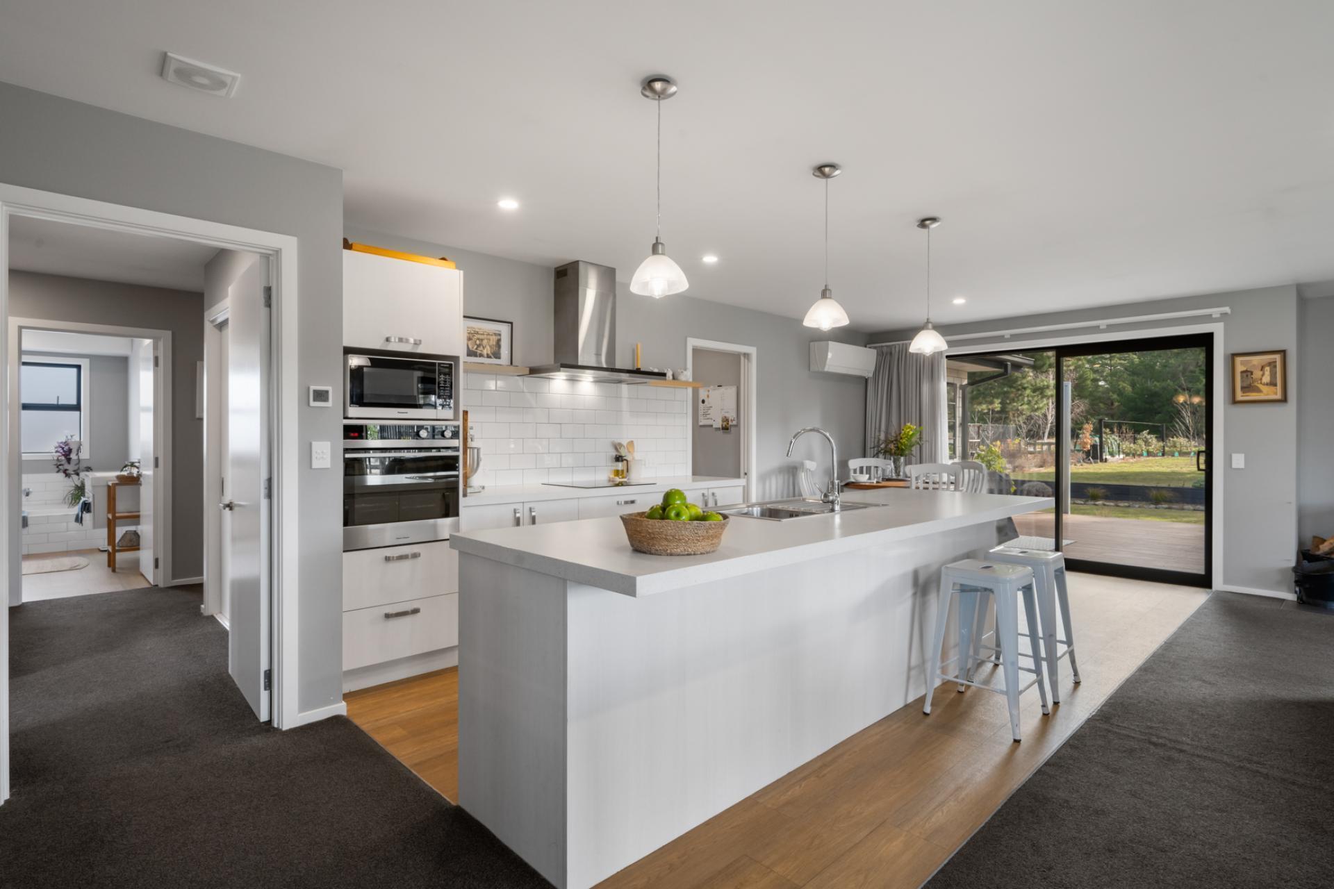 77 Larch Crescent, Alexandra