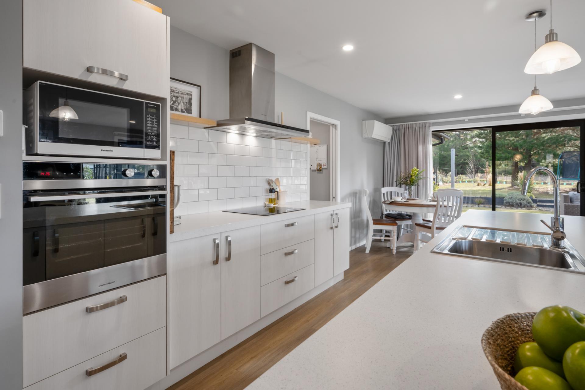 77 Larch Crescent, Alexandra