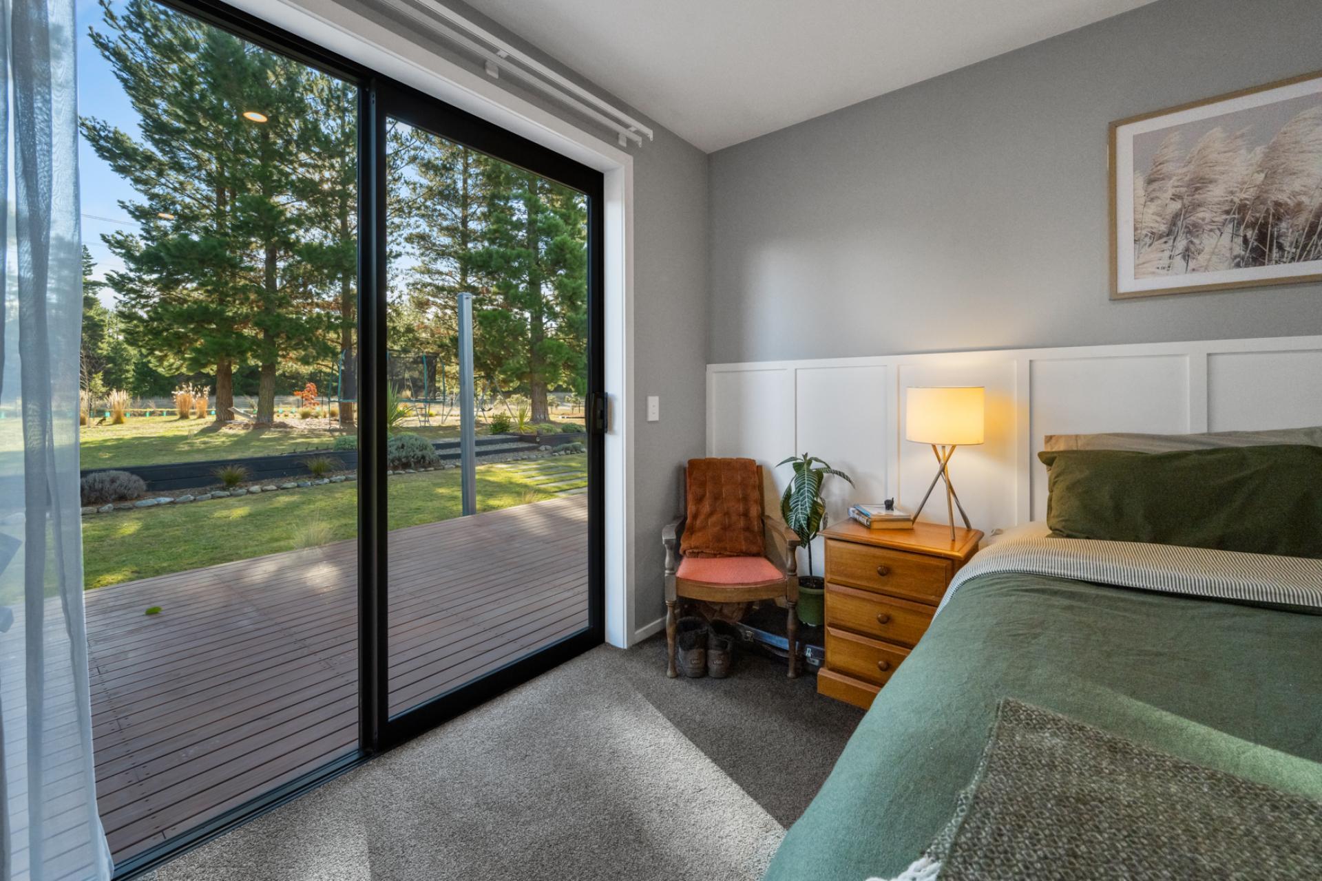 77 Larch Crescent, Alexandra