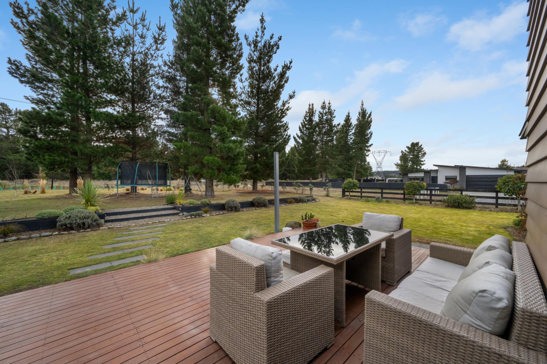 77 Larch Crescent, Alexandra
