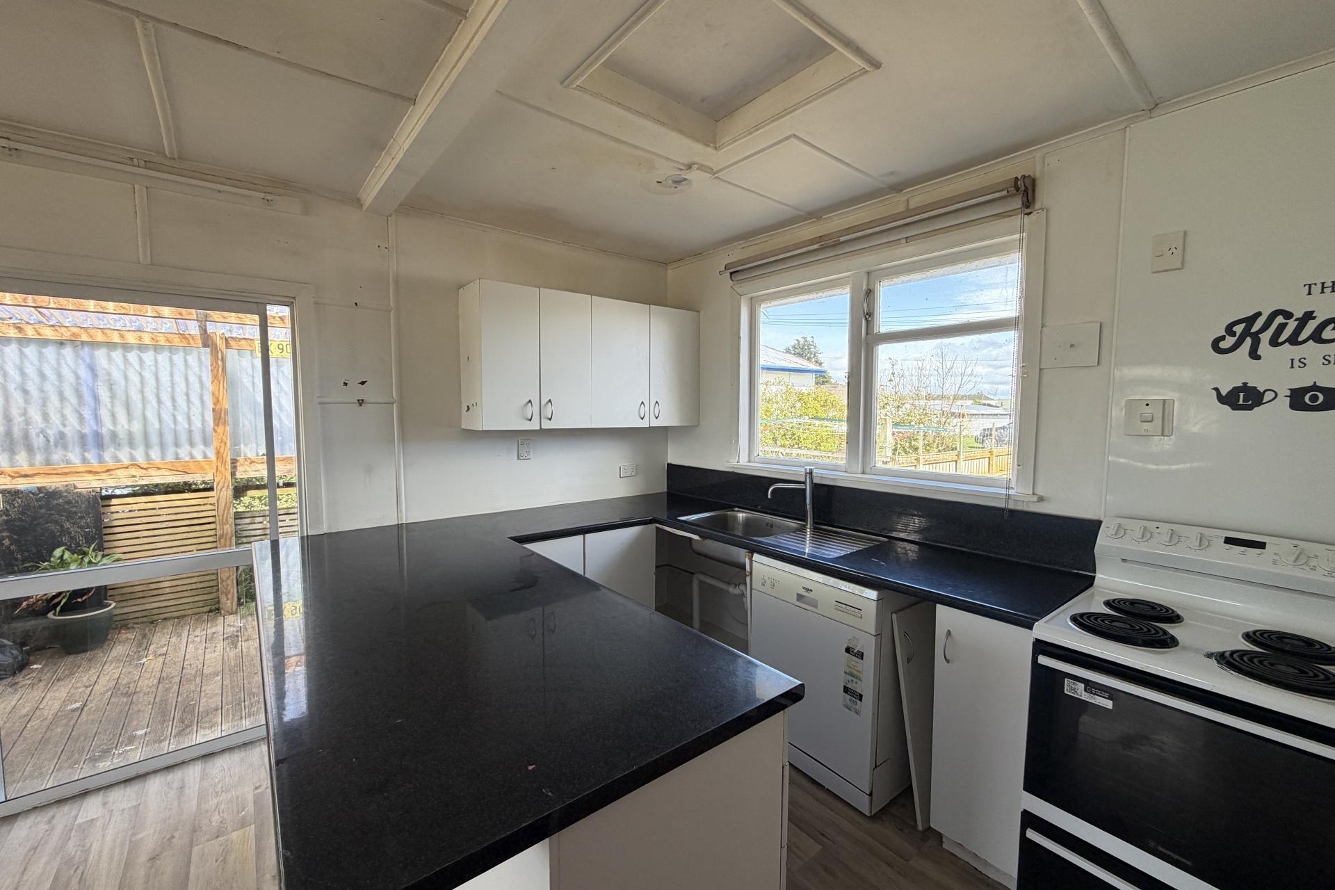 16 Robertshawe Crescent, Dannevirke