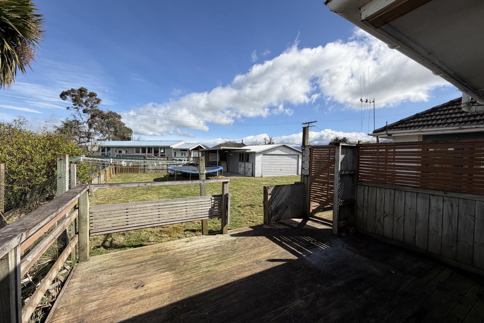 16 Robertshawe Crescent, Dannevirke