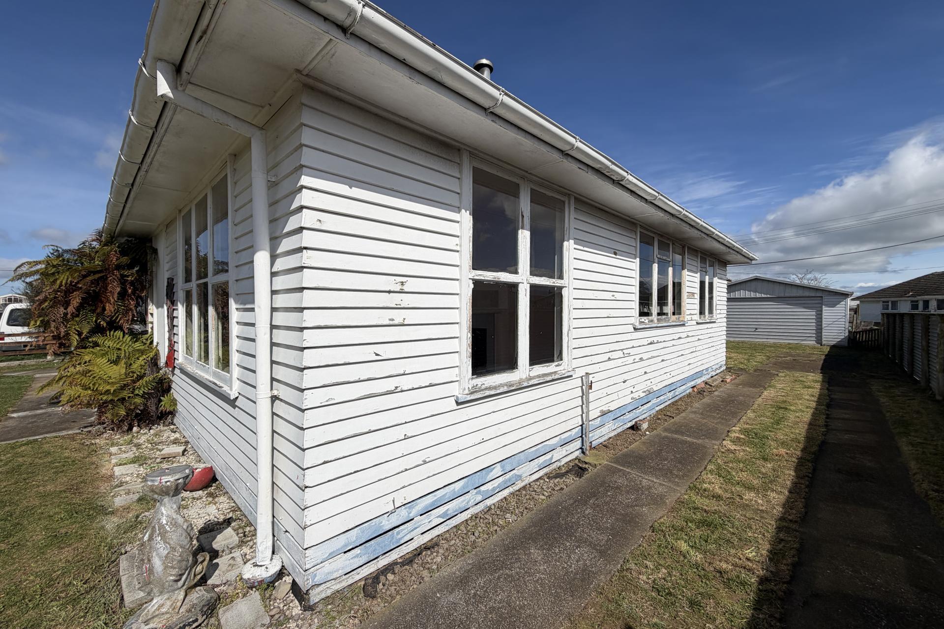 16 Robertshawe Crescent, Dannevirke