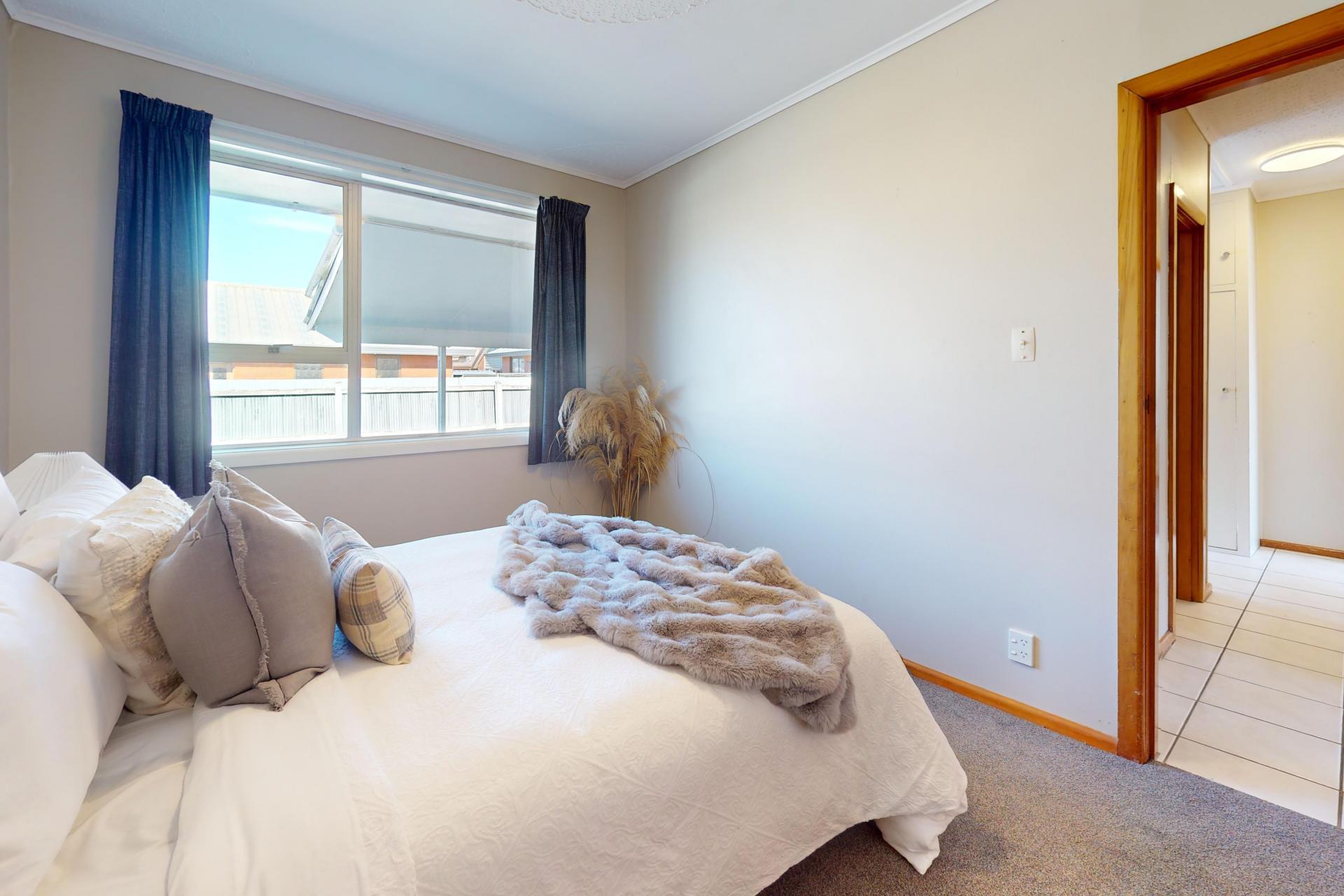 2/33  Cameron Street, Ashburton