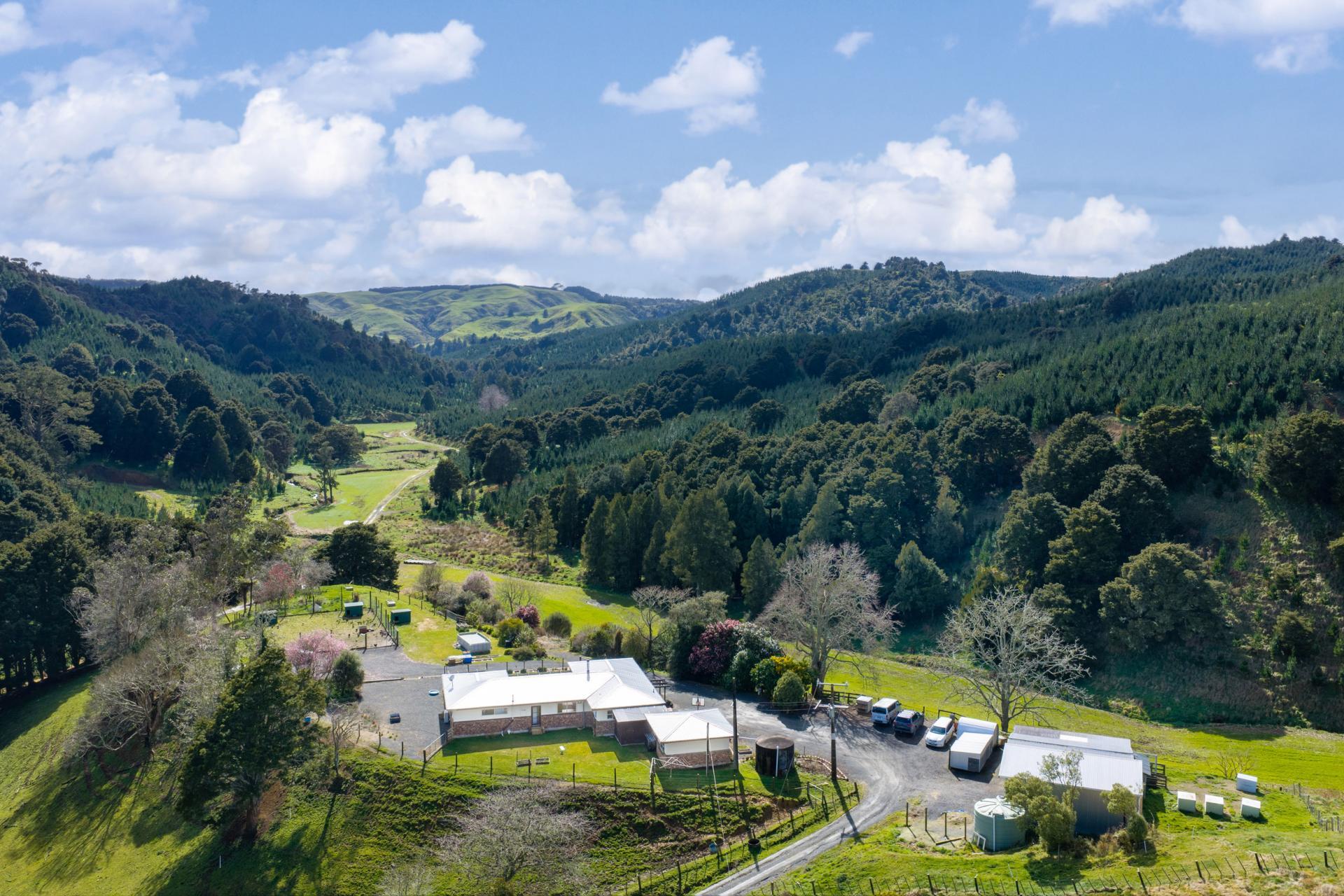 5209 Highway 22, Waingaro