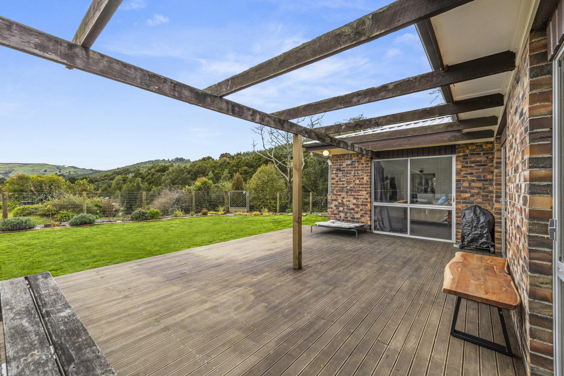 5209 Highway 22, Waingaro