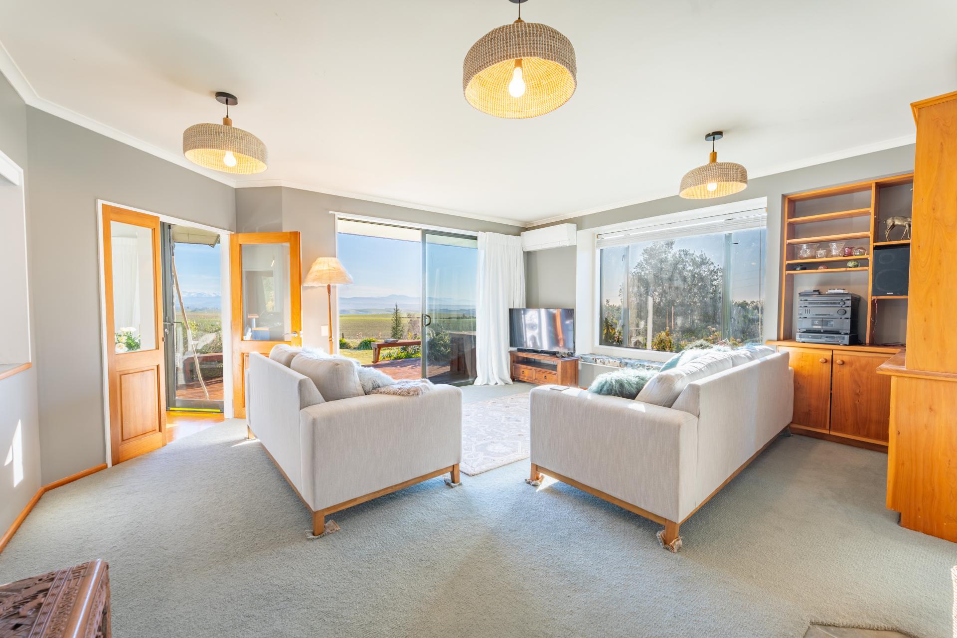 986 Rolling Ridges Road, Levels Valley