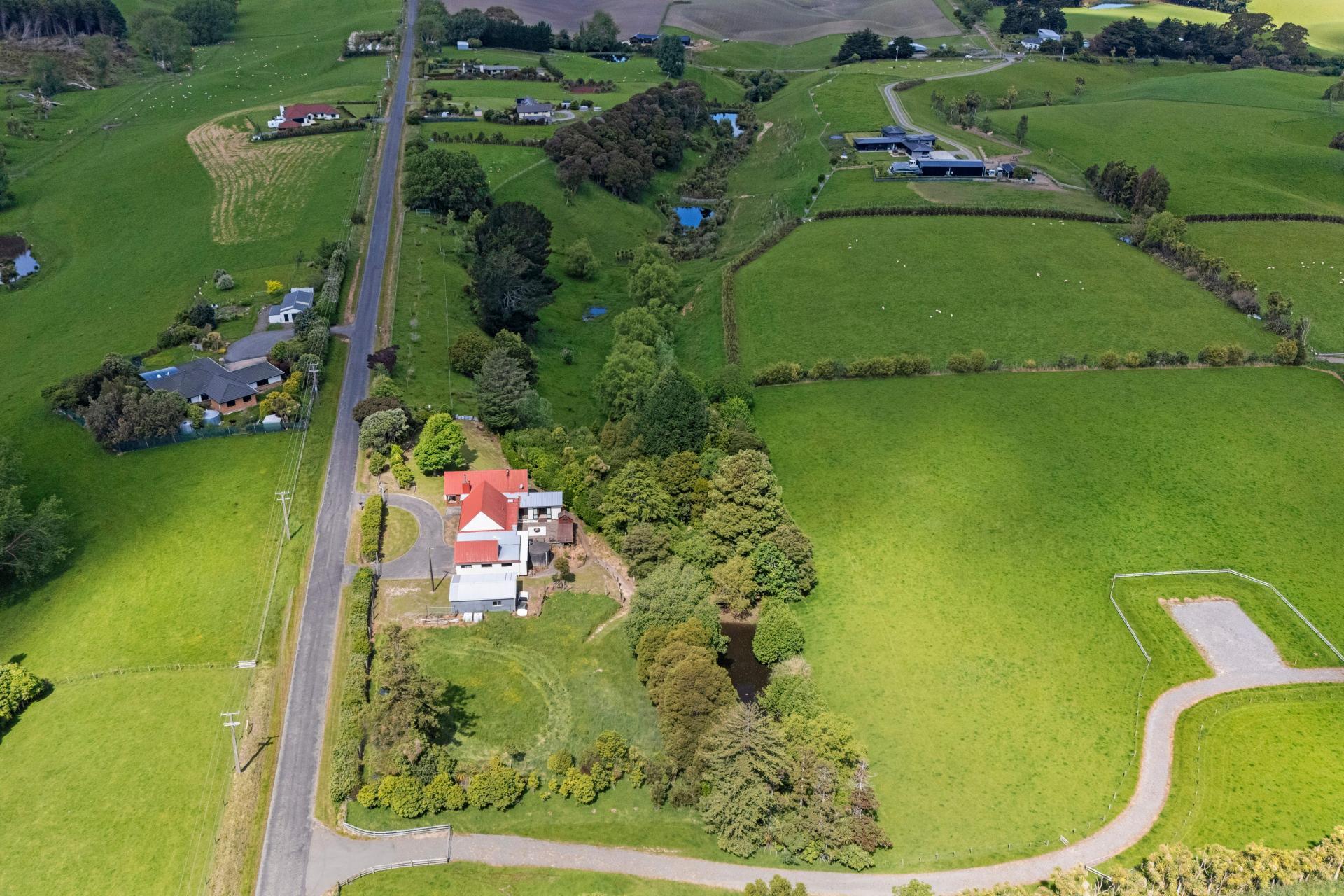 203 Fergusson Road, Halcombe
