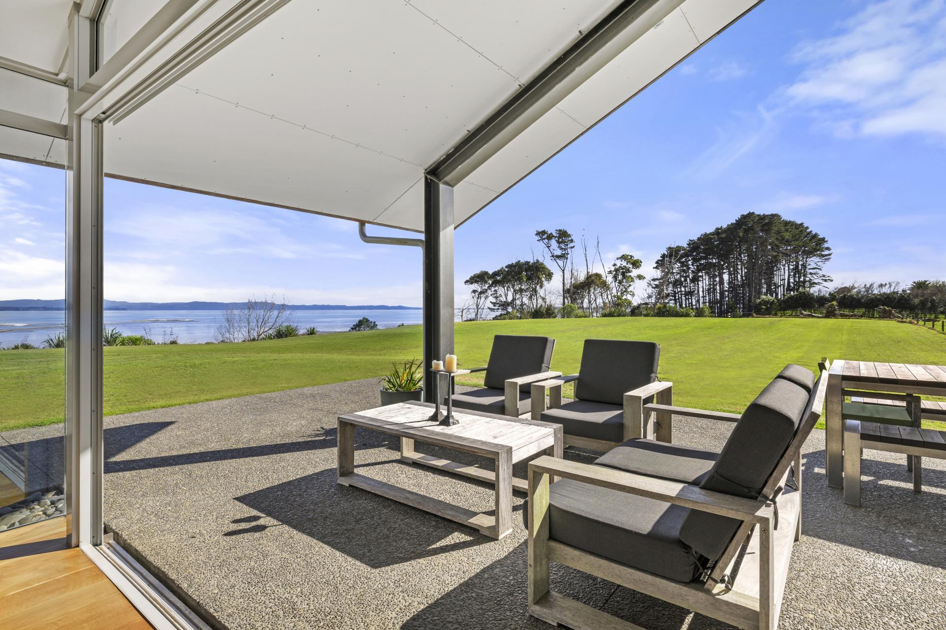 323 Seagrove Road, Waiau Pa