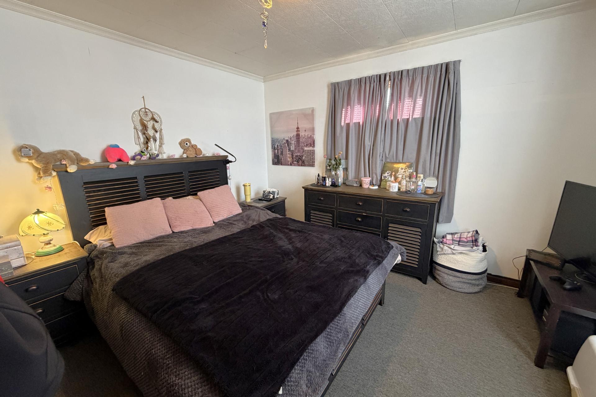 239 High Street, Dannevirke
