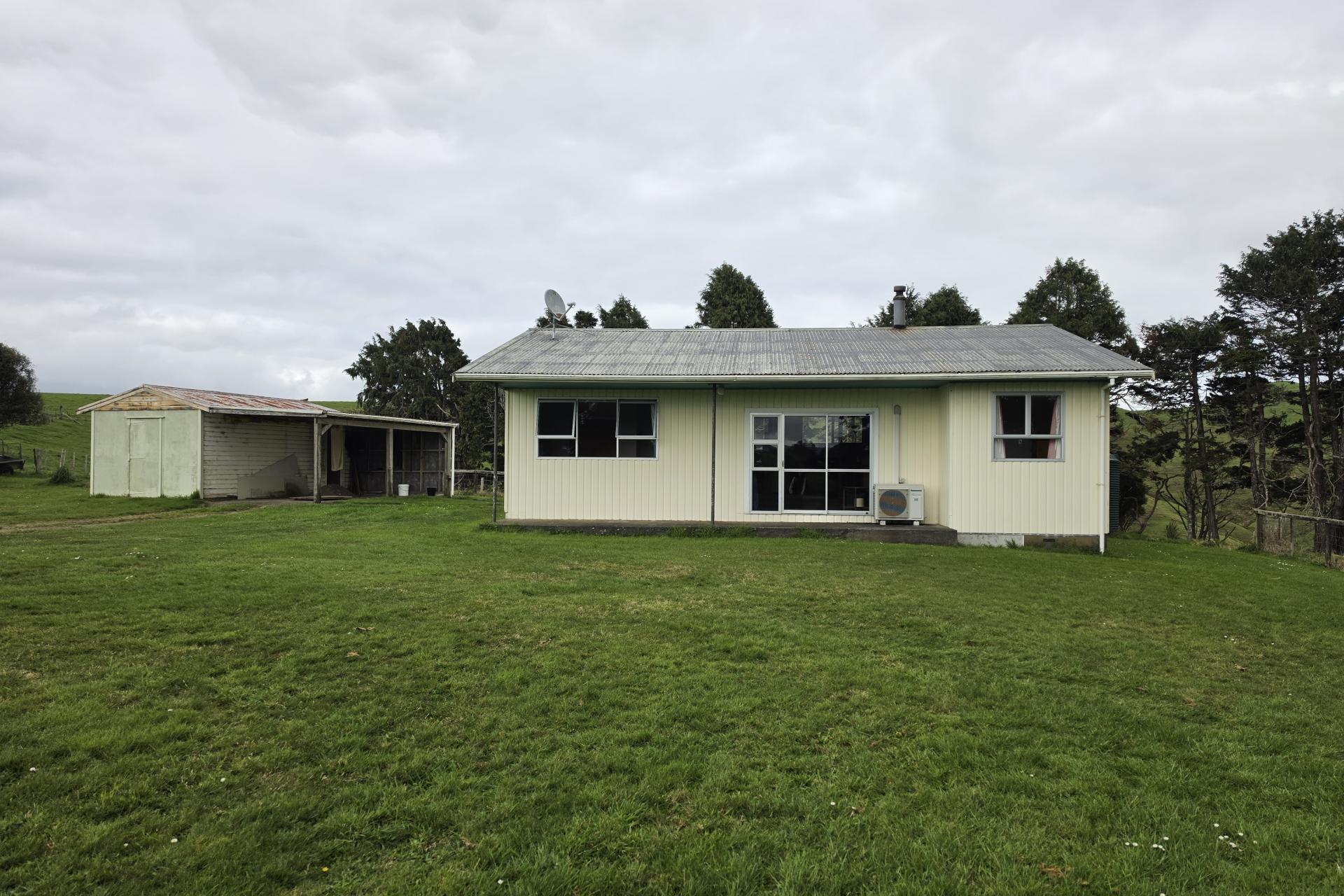 728 Kawhia Road, Makomako