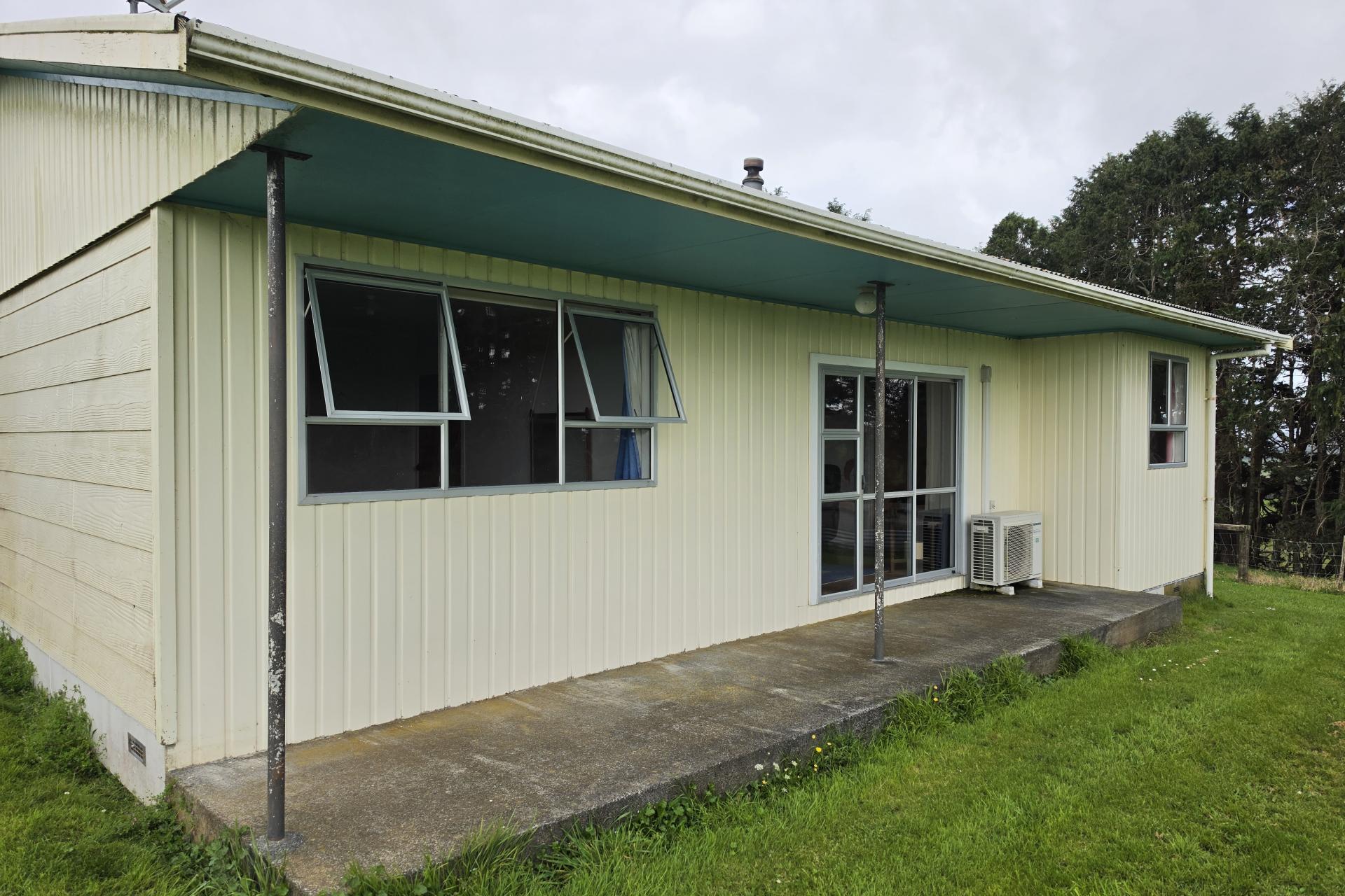 728 Kawhia Road, Makomako