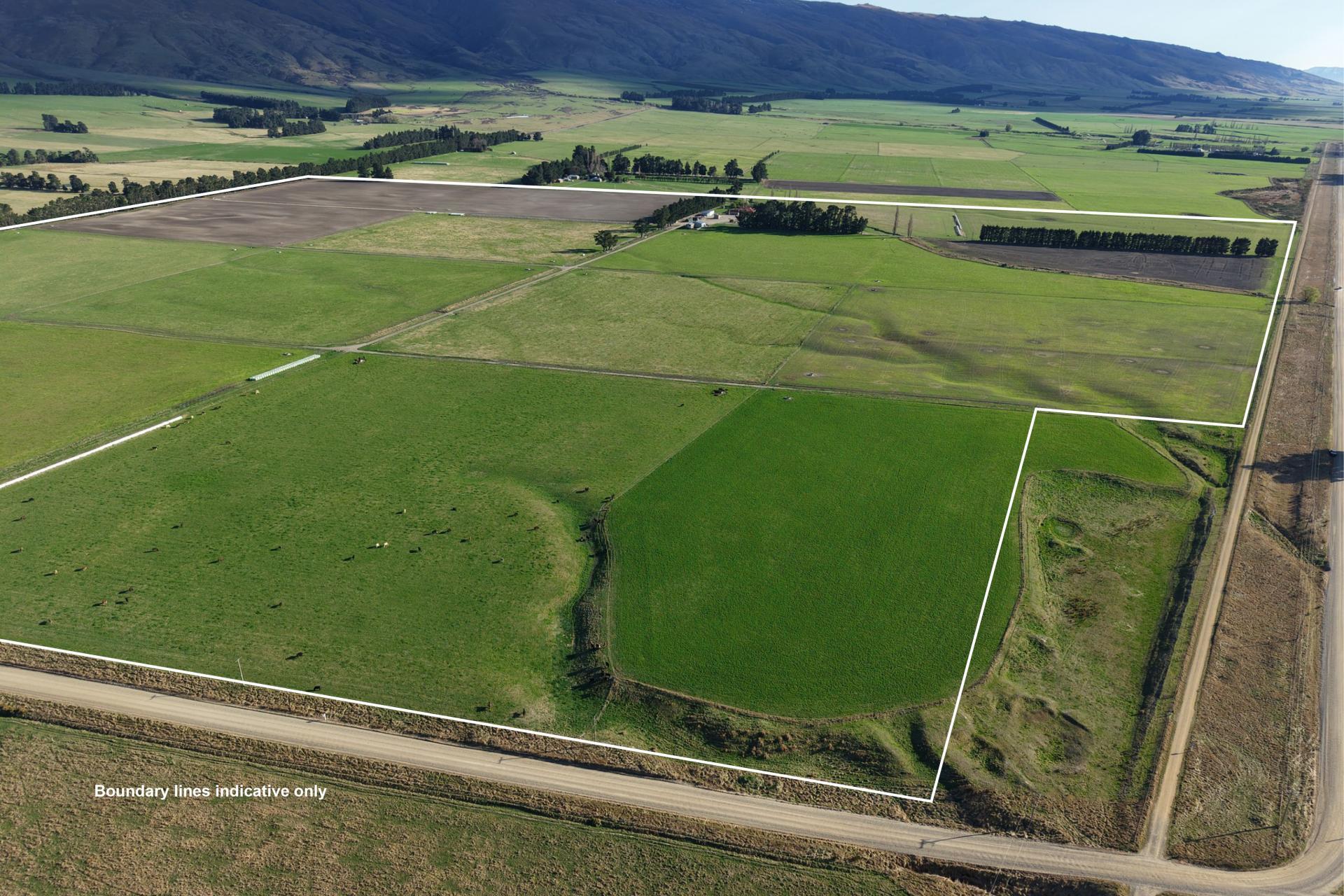 6648 Hyde-Middlemarch Road, Middlemarch
