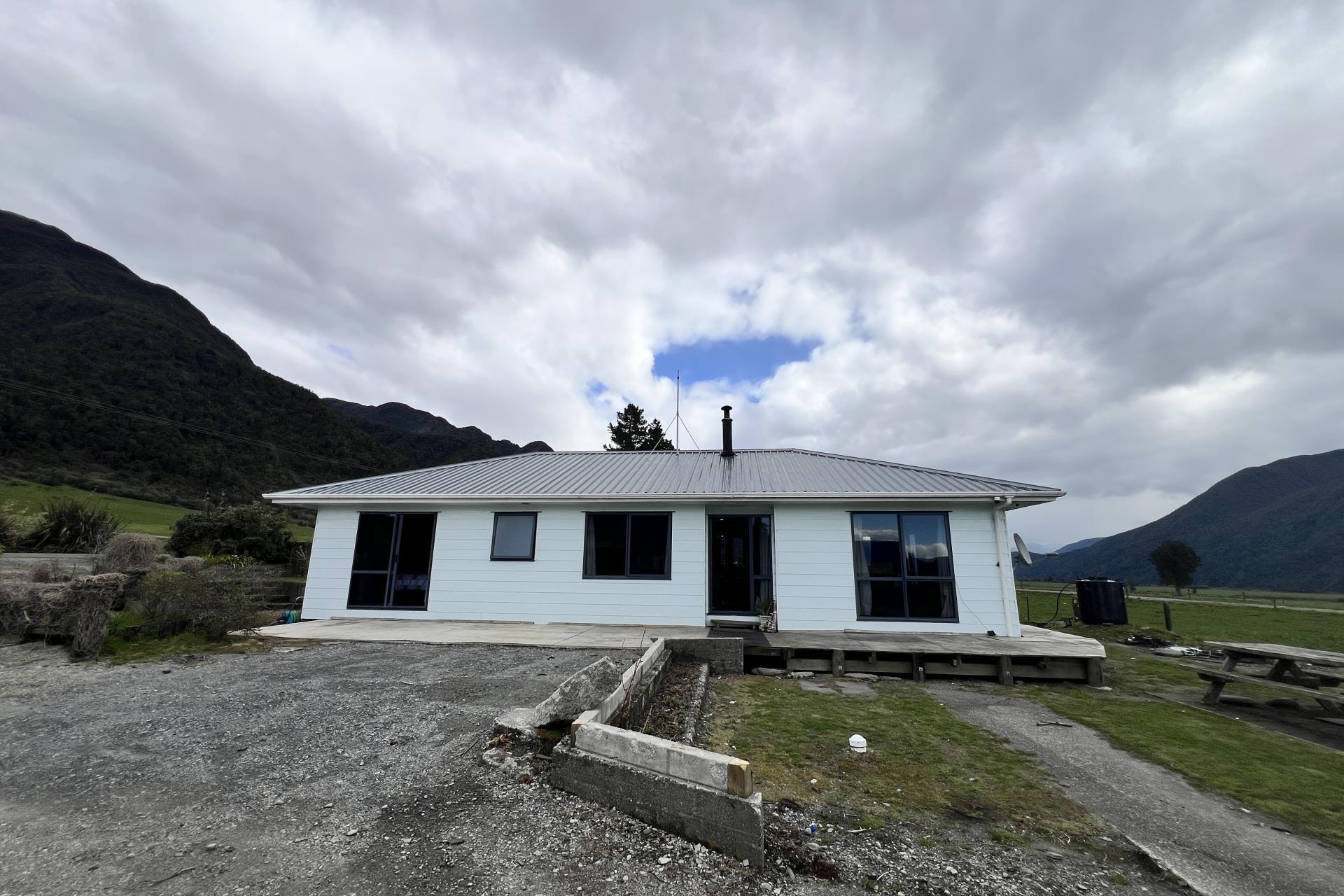 1566 Lake Brunner Road, Inchbonnie