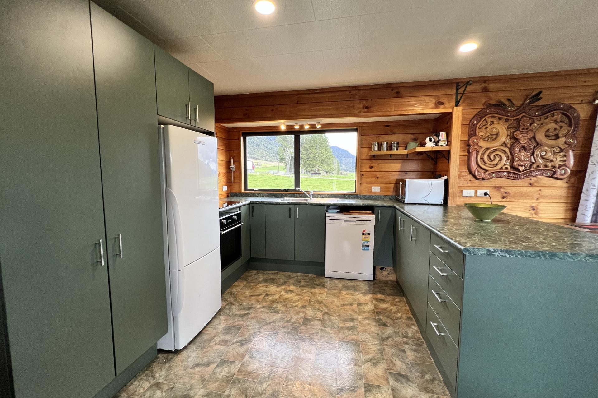 1566 Lake Brunner Road, Inchbonnie