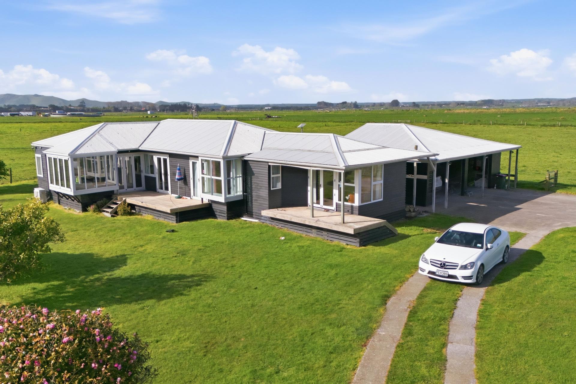 155 Cutwater Road, Pukehina