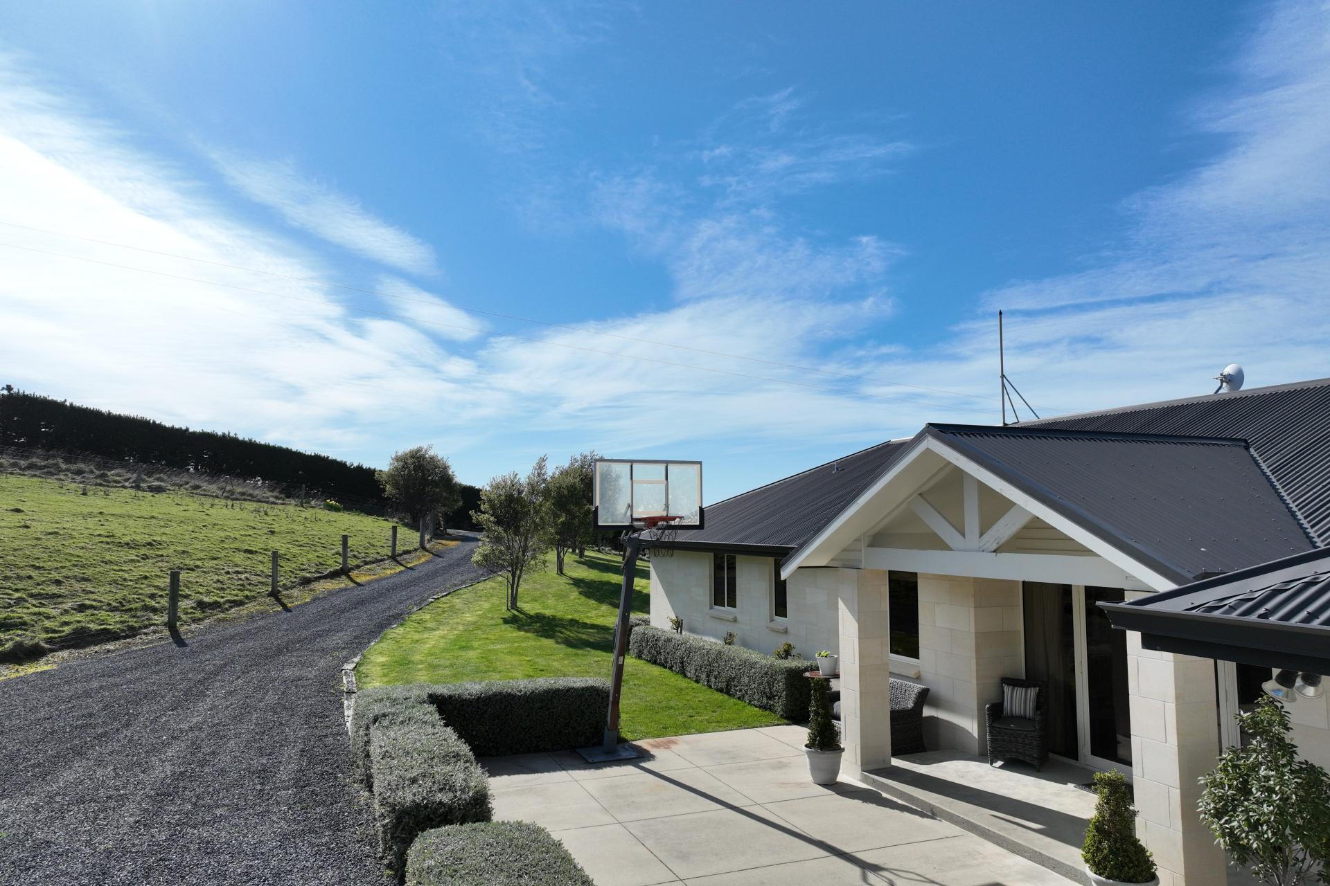 287 Bloxham Road, Crichton