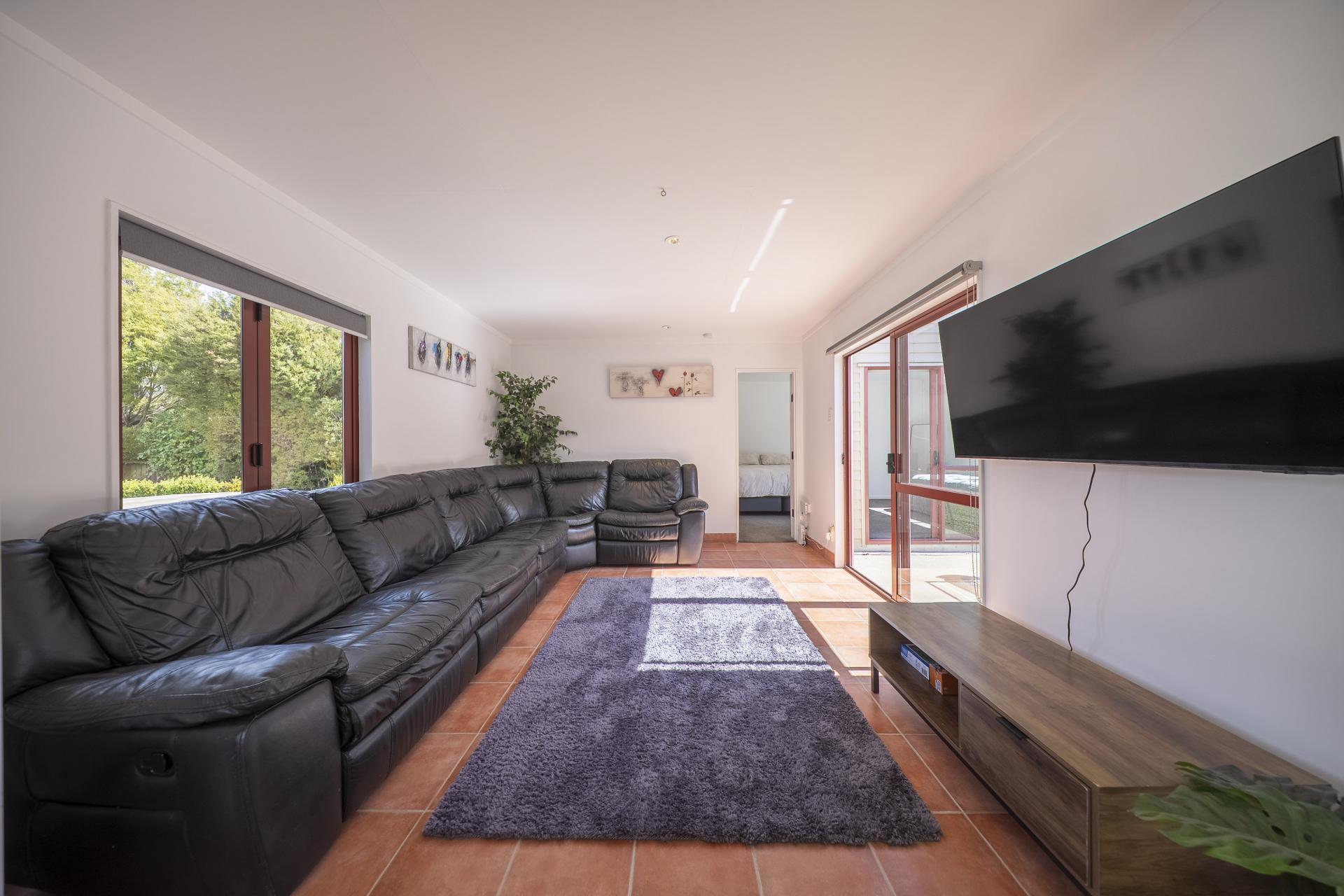 13 View Street, Manapouri