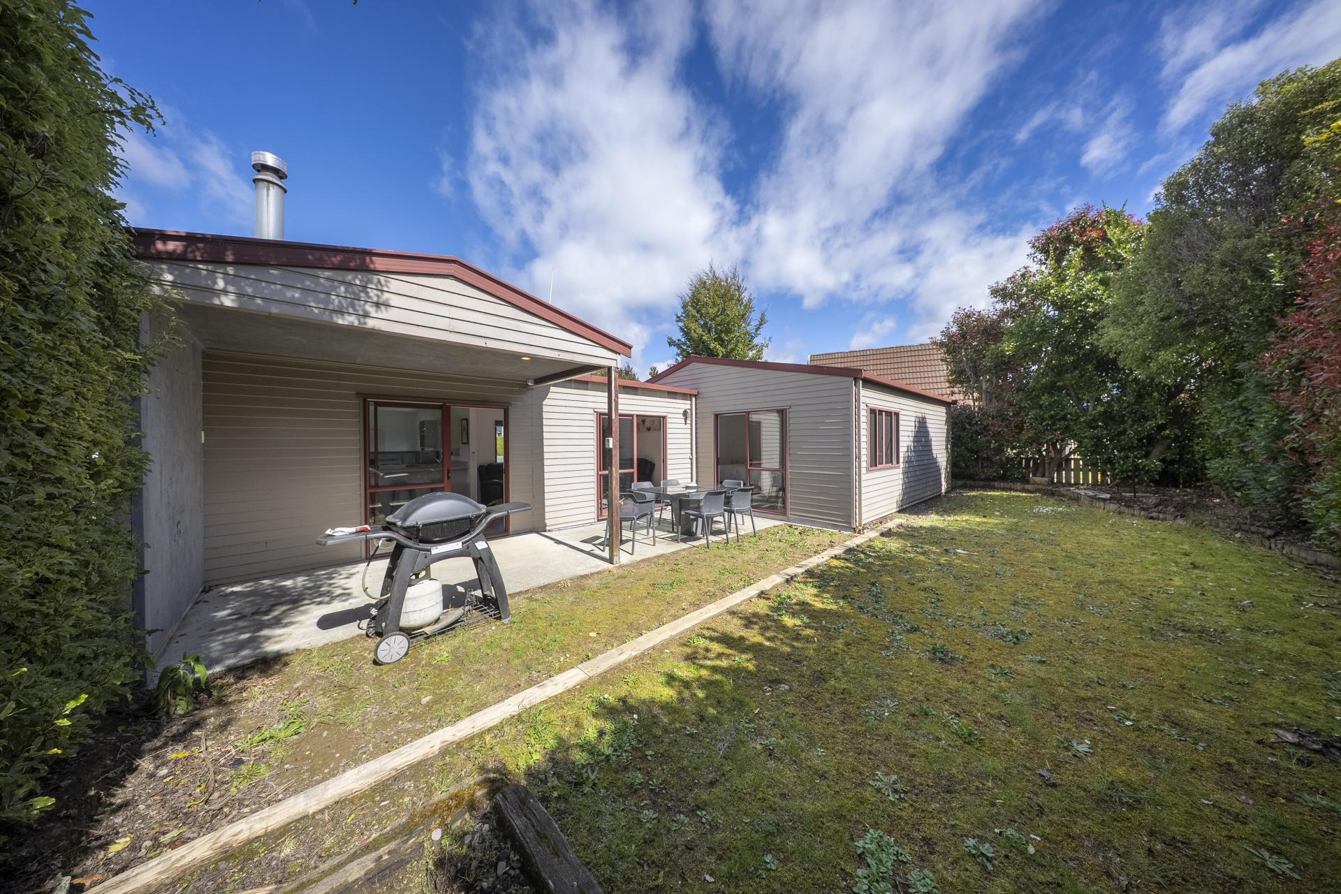 13 View Street, Manapouri