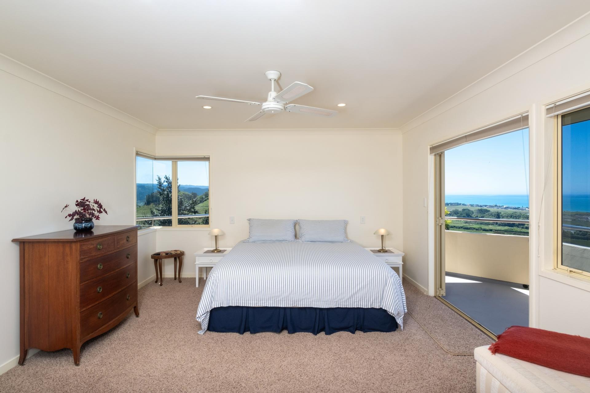 11 Kaimata Road, Bay View