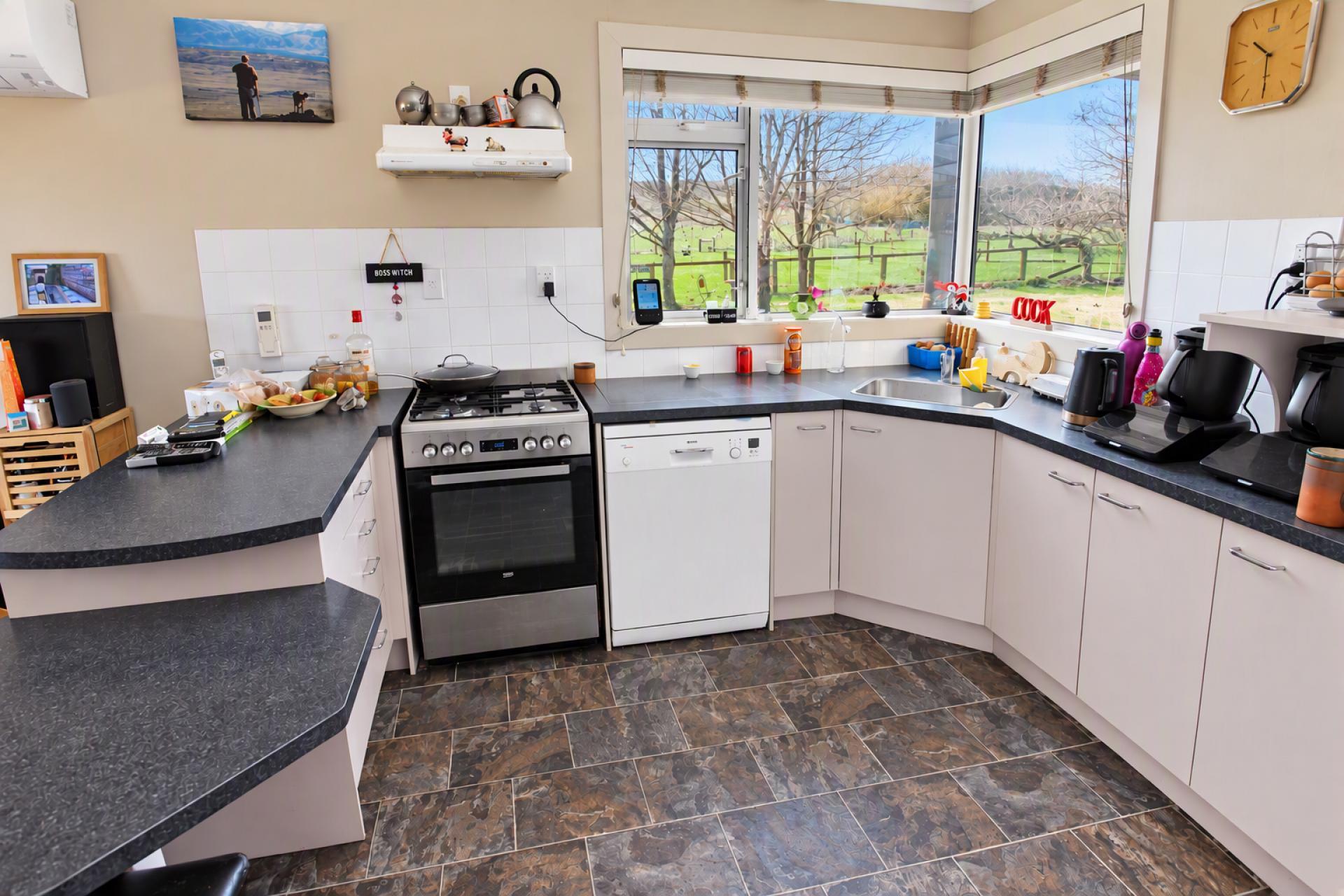 700 Jones Road, Poolburn