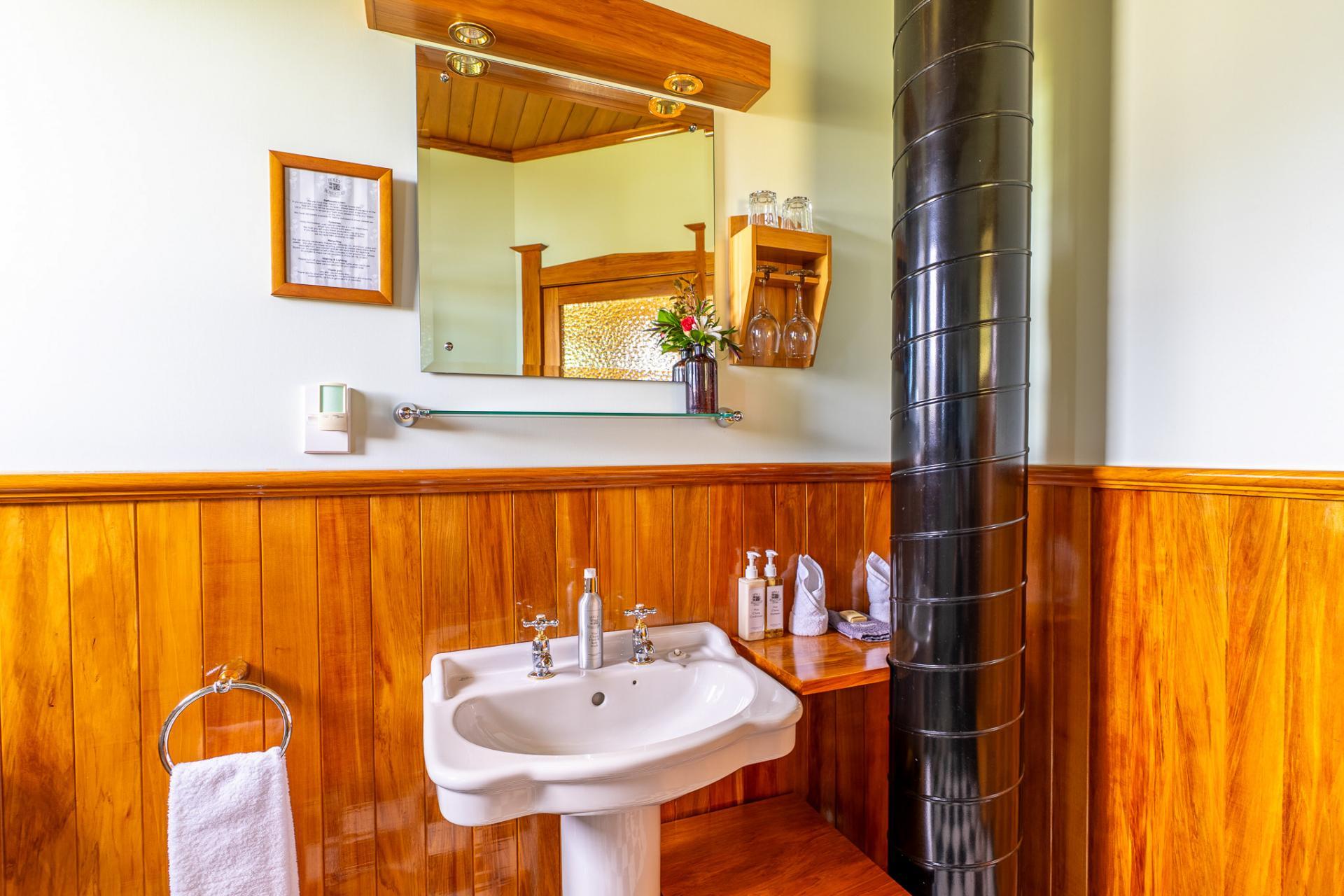 2900 Franz Josef Highway, Franz Josef