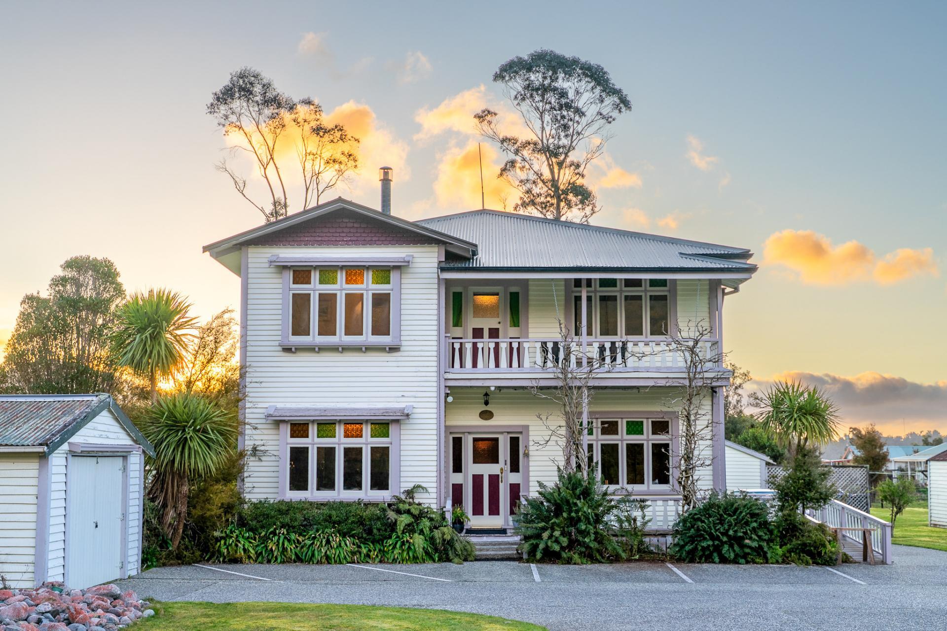 2900 Franz Josef Highway, Franz Josef