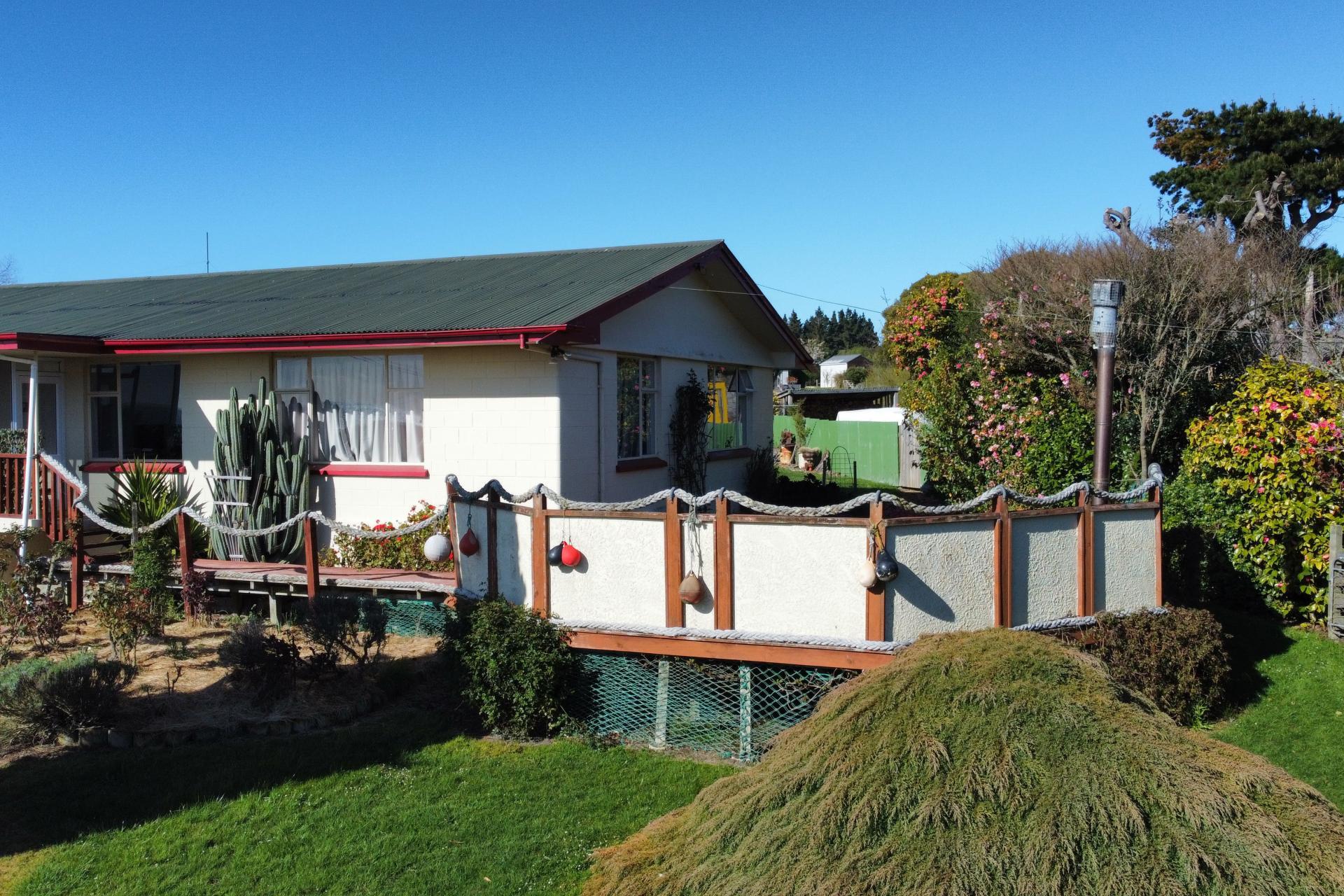 27 Newcastle Street, Hampden