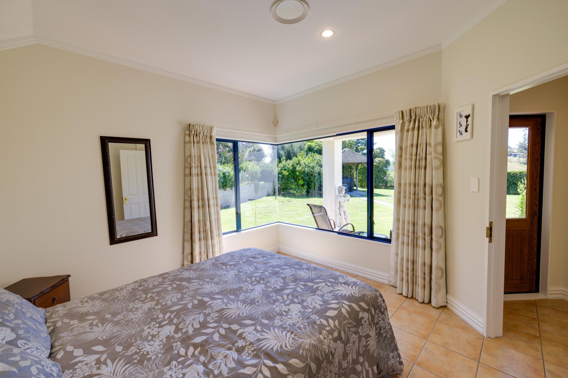 9 Kaimata Road, Bay View